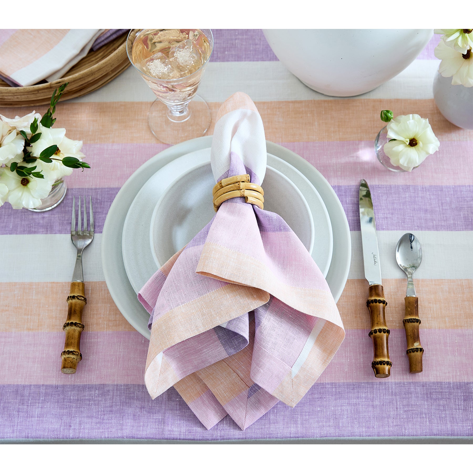 Premium Gelato Stripe Napkins - Set of 4 for Elegant Dining, Parties & Home Decor | Soft & Absorbent Paper Napkins for Weddings, Dinner Parties & Special Occasions
