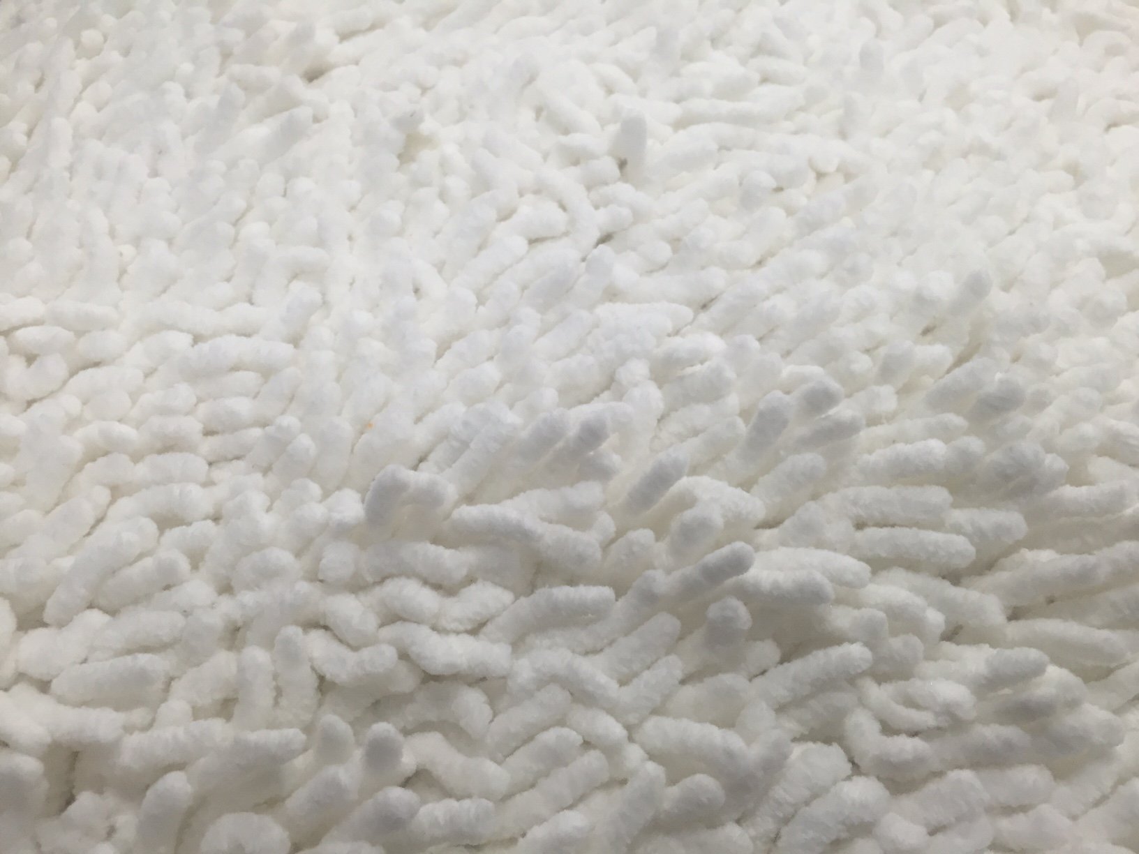 Premium Chenille Bath Rug 16x24 Inches - Ultra Soft Absorbent High Pile Bathroom Mat for Shower, Tub & Vanity Areas | Non-Slip Luxury Bath Carpet for Bathroom Floor & Spa Decor | Ivory White Shaggy Rug for Home Comfort