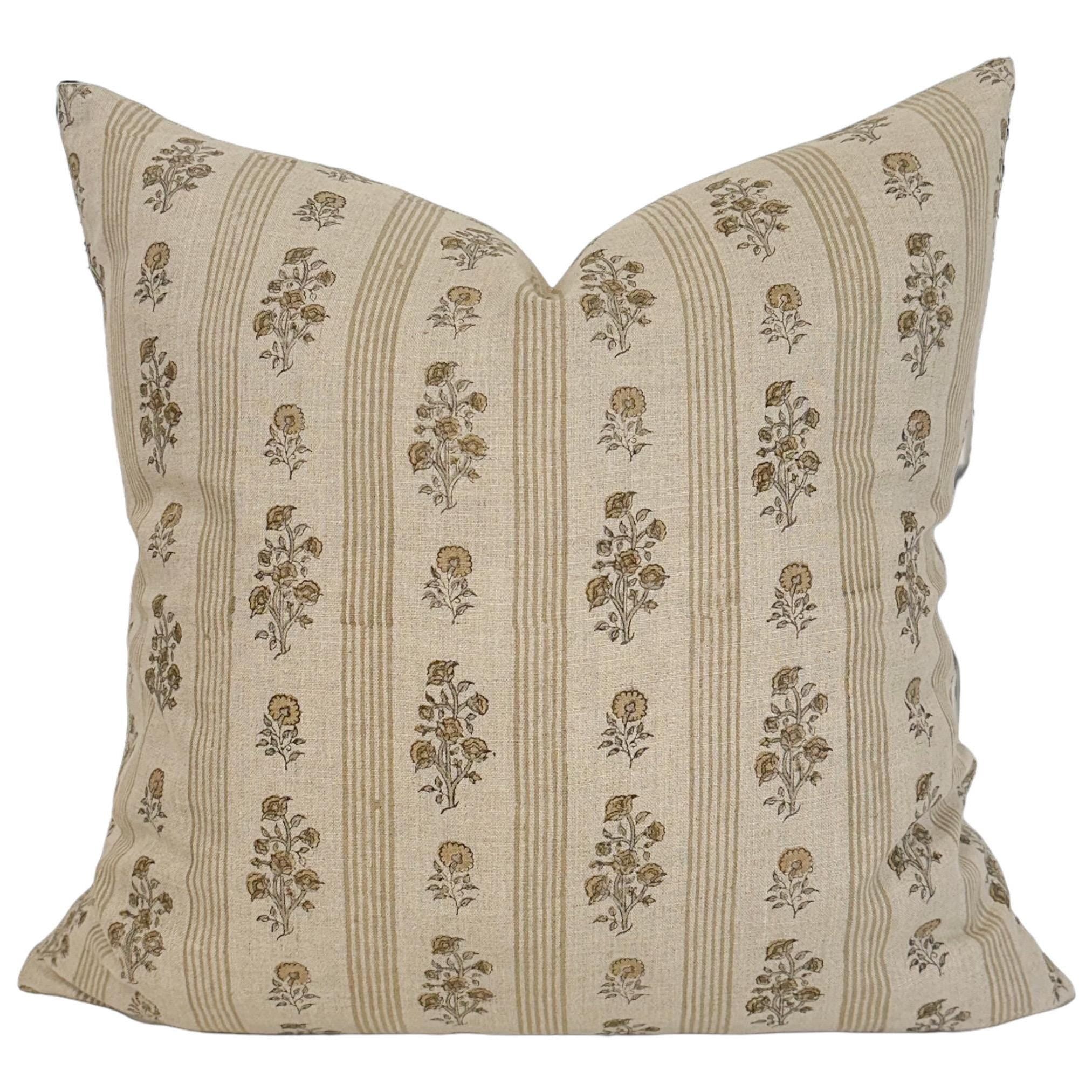 Stylish Napavine Floral Pillow Cover - Decorative Throw Pillow Case for Living Room, Bedroom & Sofa - Home Decor Accent