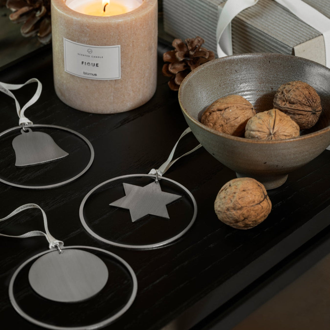 Elegant KITAI Modern Silver Ornament with Ring Set of 4 - Perfect for Home Décor, Wedding Gifts & Party Favors