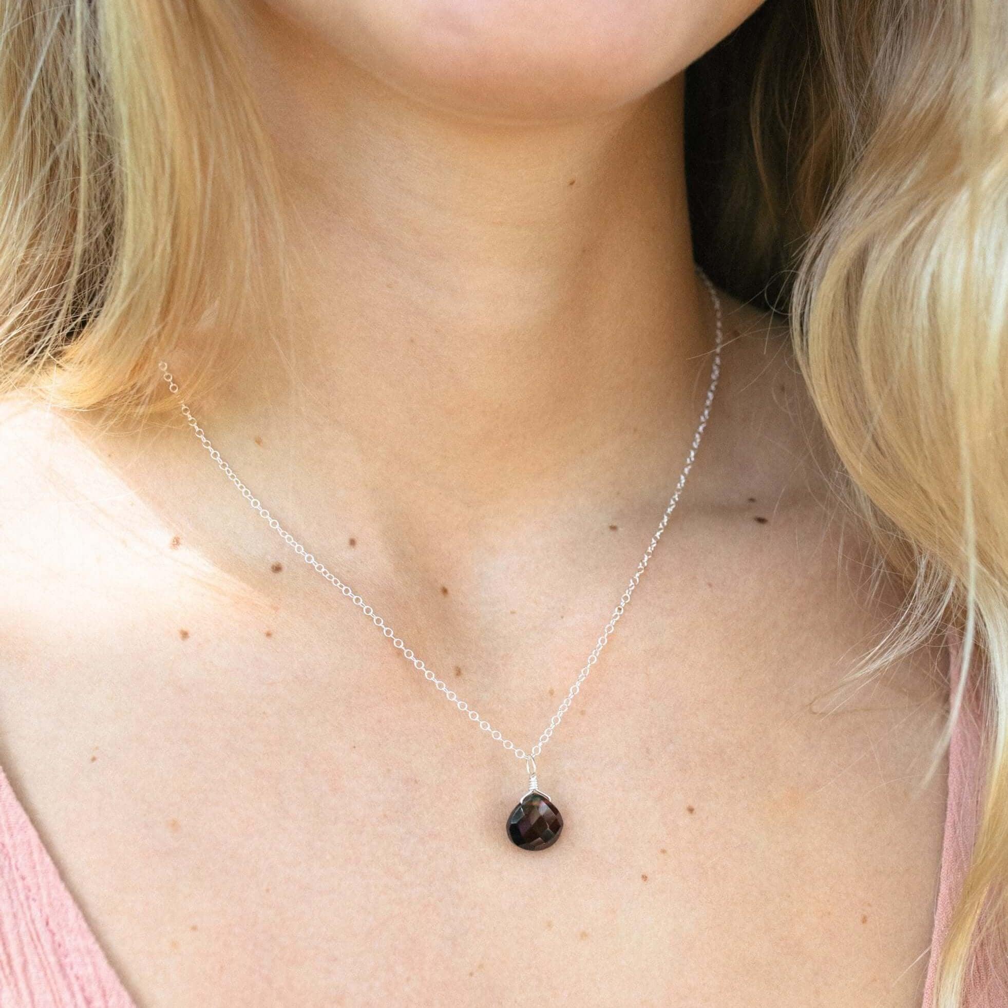 Elegant Tiny Garnet Teardrop Crystal Pendant Necklace for Women - Perfect for Valentine's Day Gifts, Anniversary & Evening Parties