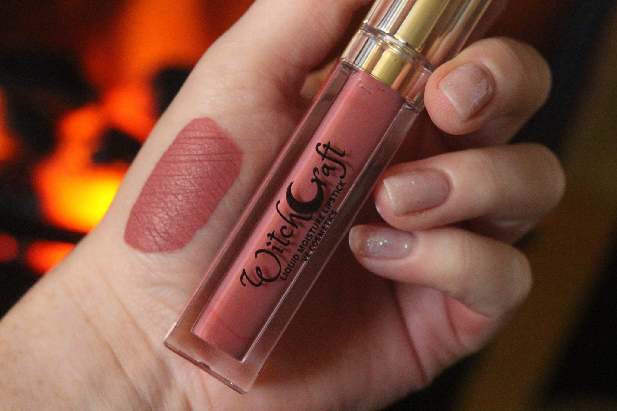 Hydrating Mushroom Liquid Lipstick - Long Lasting Moisturizing Lip Gloss for Dry Lips | Perfect for Daily Wear, Night Out & Special Occasions