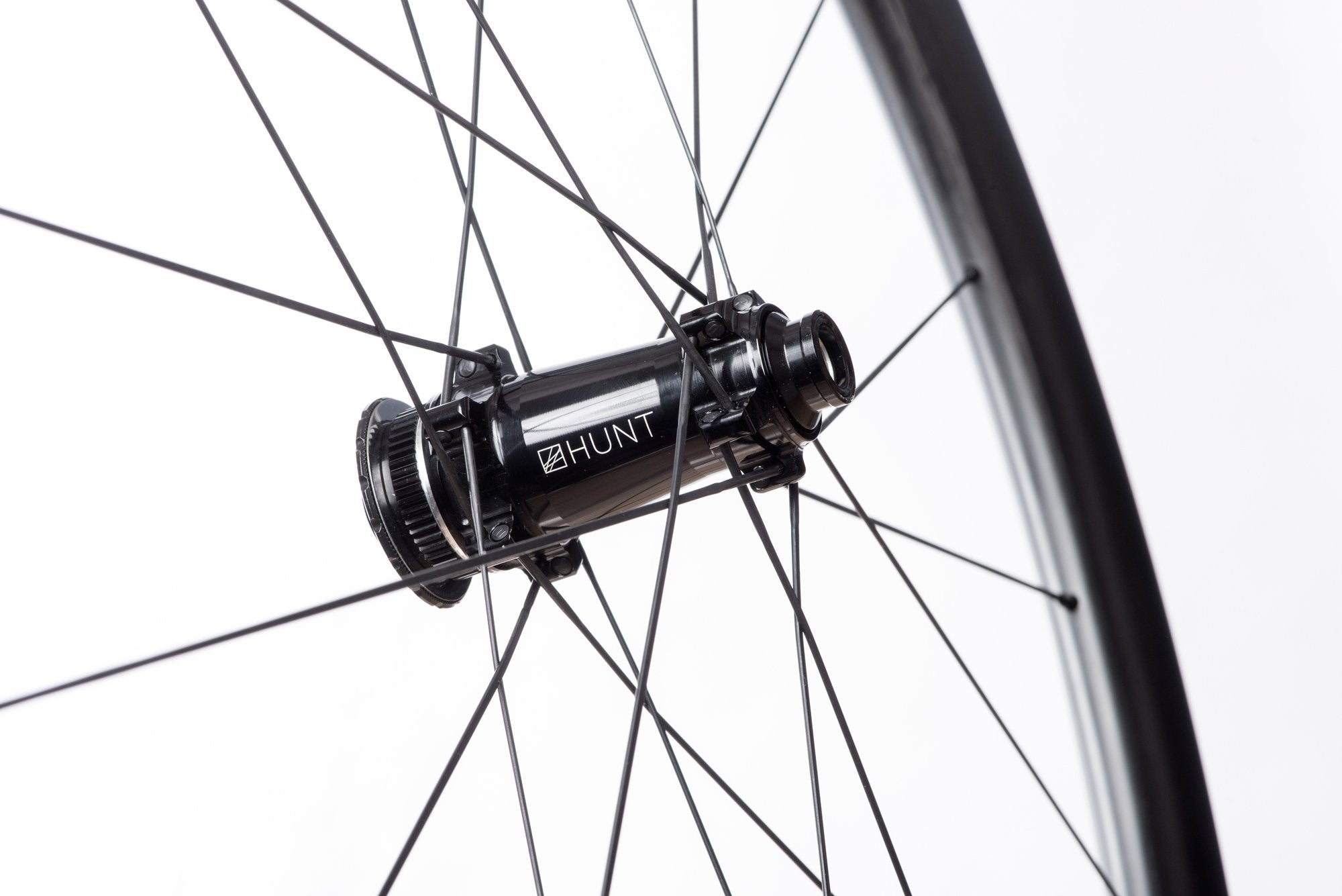 RE:NEW HUNT 4050 Carbon Aero Disc Wheelset - Lightweight 50mm Deep Carbon Road Bike Wheels for Speed & Performance | Perfect for Road Racing, Triathlons & Endurance Cycling