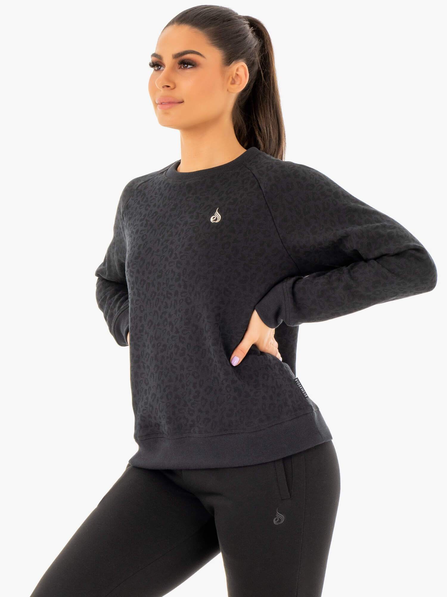 Stylish Black Leopard Boyfriend Sweater for Women - Cozy Oversized Knit Pullover for Casual Outings, Date Nights & Fall Fashion