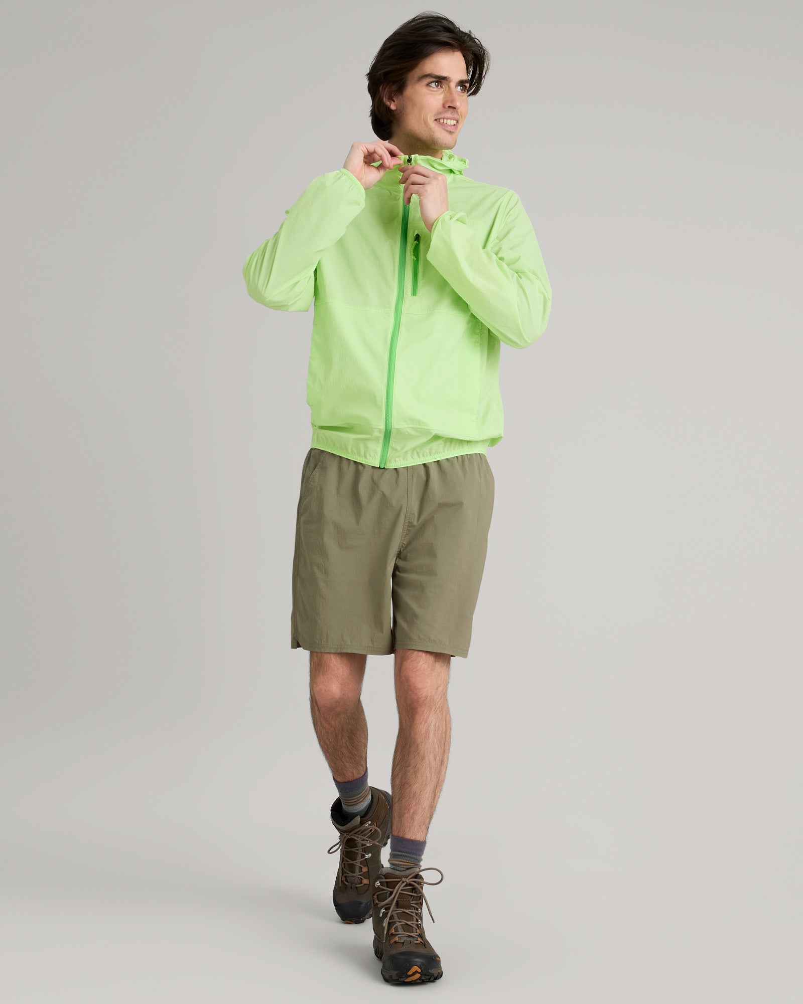 Men's Lightweight Stretch Windbreaker Jacket - Waterproof & Breathable for Outdoor Running, Hiking & Travel
