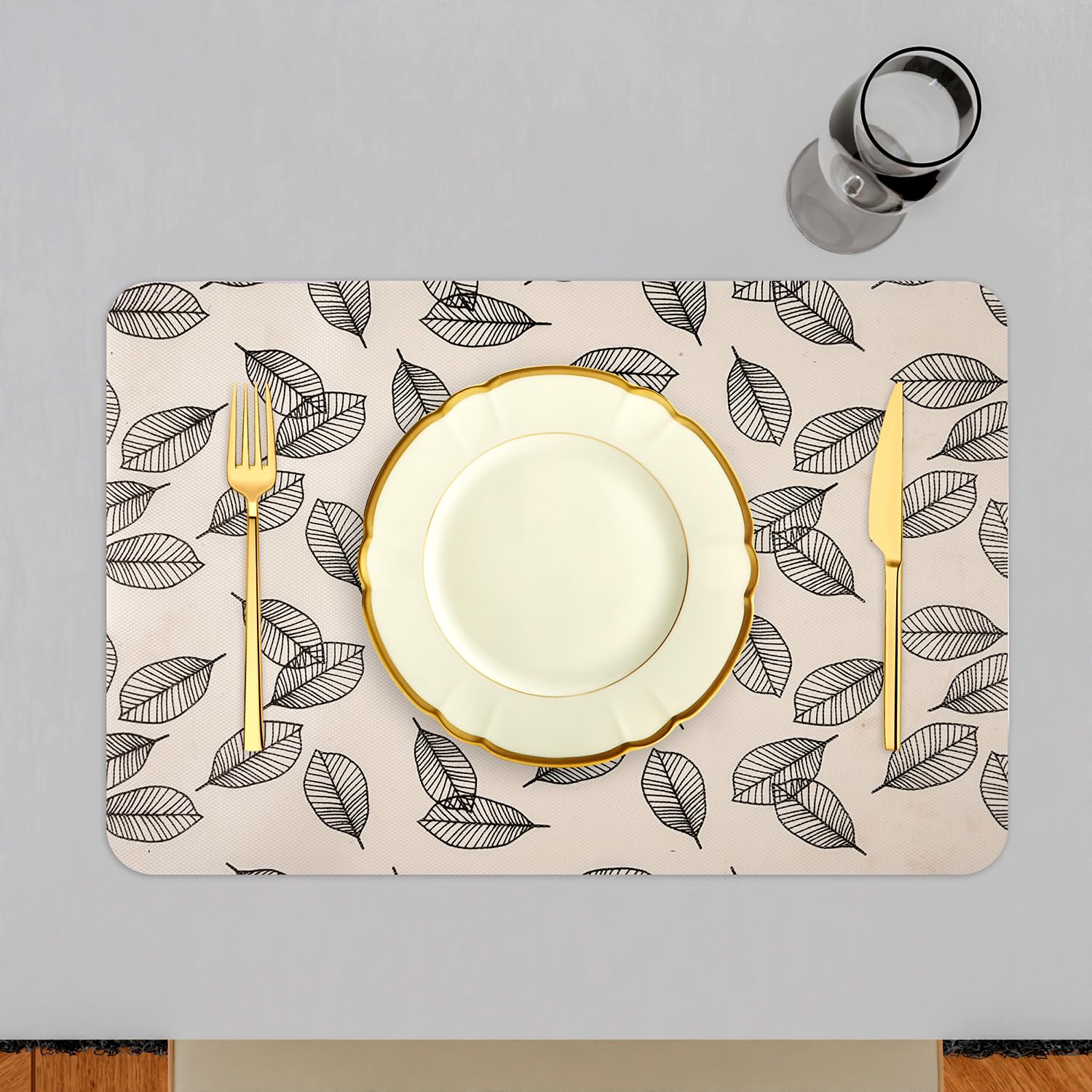 Kuber Industries Non-Slip Placemat Set - 6-Piece Leaf Design Table Mats for Dining Room, Kitchen, and Office - Cream Color | Perfect for Everyday Meals, Entertaining Guests, and Protecting Tables