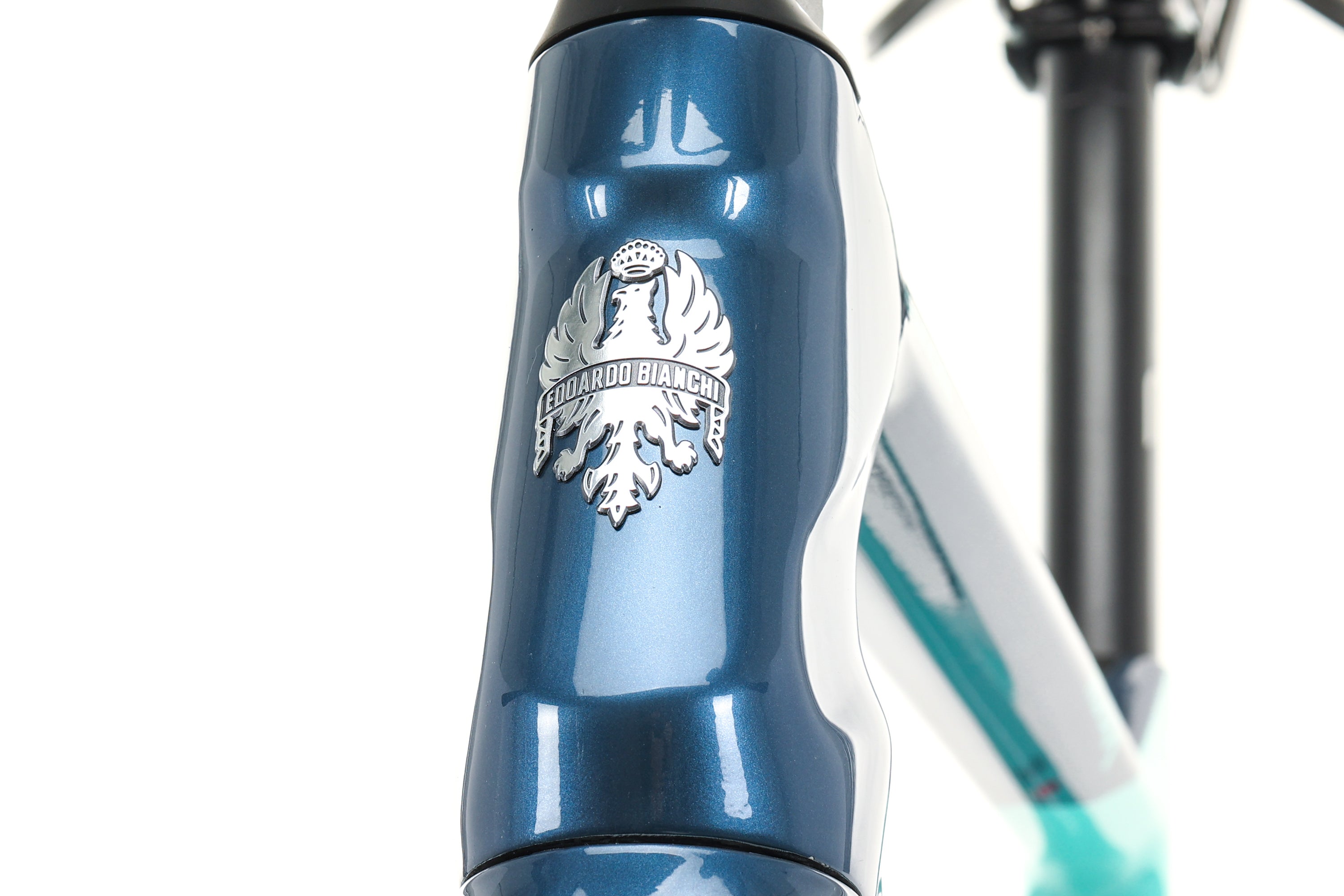 Bianchi Arcadex GRX600 Gravel Bike 2022 - Medium Size for Men & Women - Perfect for Adventure Riding, Commuting & Off-Road Trails