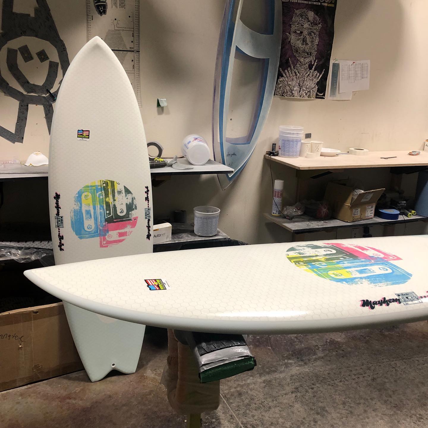 Libtech 5'10 Micks Tape Sym Surfboard - FCSII Compatible - High-Performance Shortboard for All Conditions - Perfect for Beach Breaks, Point Breaks, and Small to Medium Waves