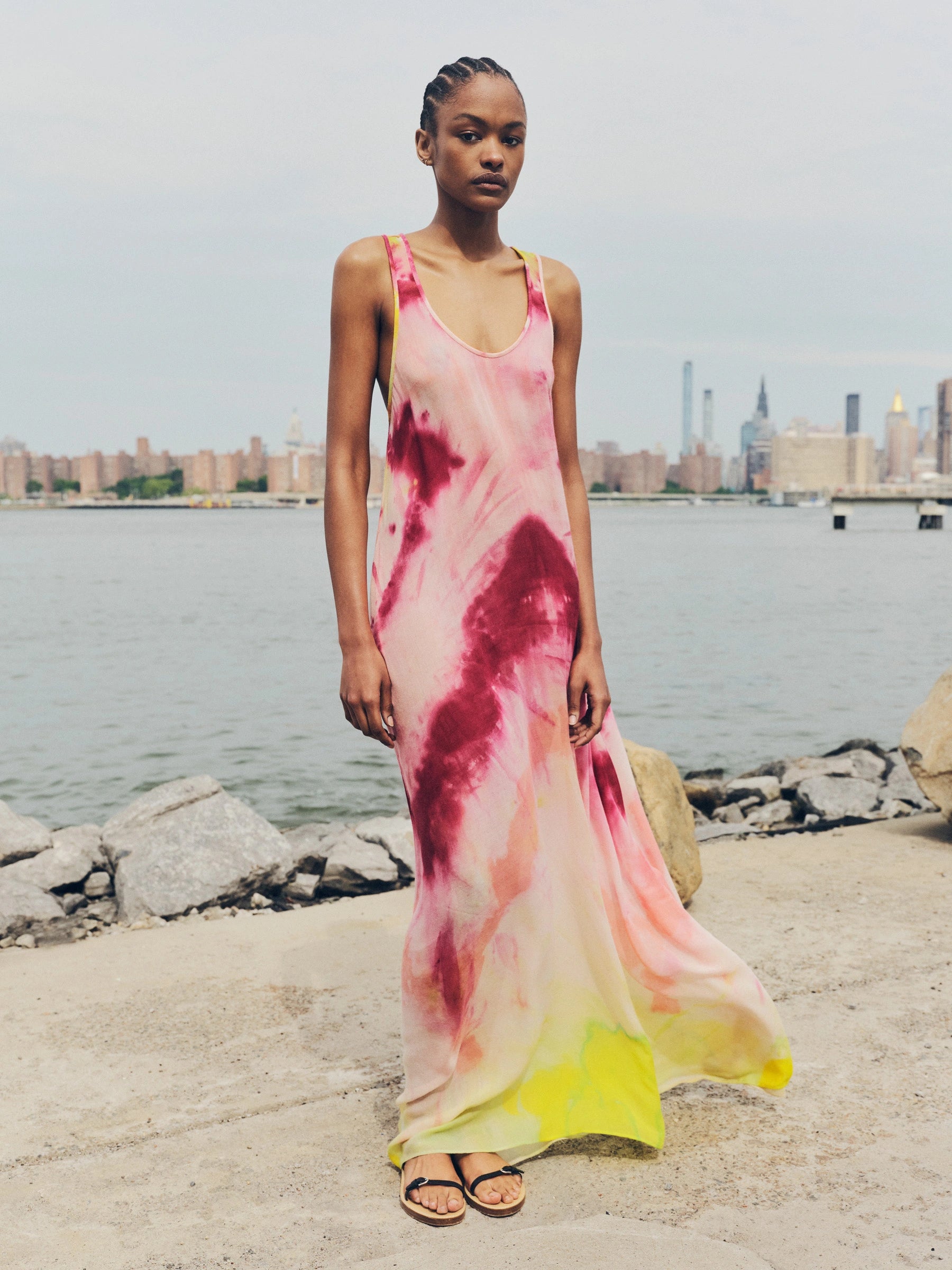 Stylish Niki Dress in Multi Tie Dye Cashmere - Perfect for Casual Outings & Special Occasions