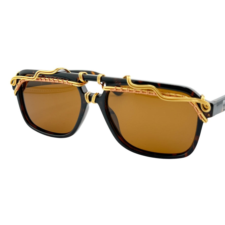 Vegasdaze Copy - Premium Quality Replica for Collectors & Fashion Enthusiasts | Perfect for Cosplay, Parties, and Unique Style Statements