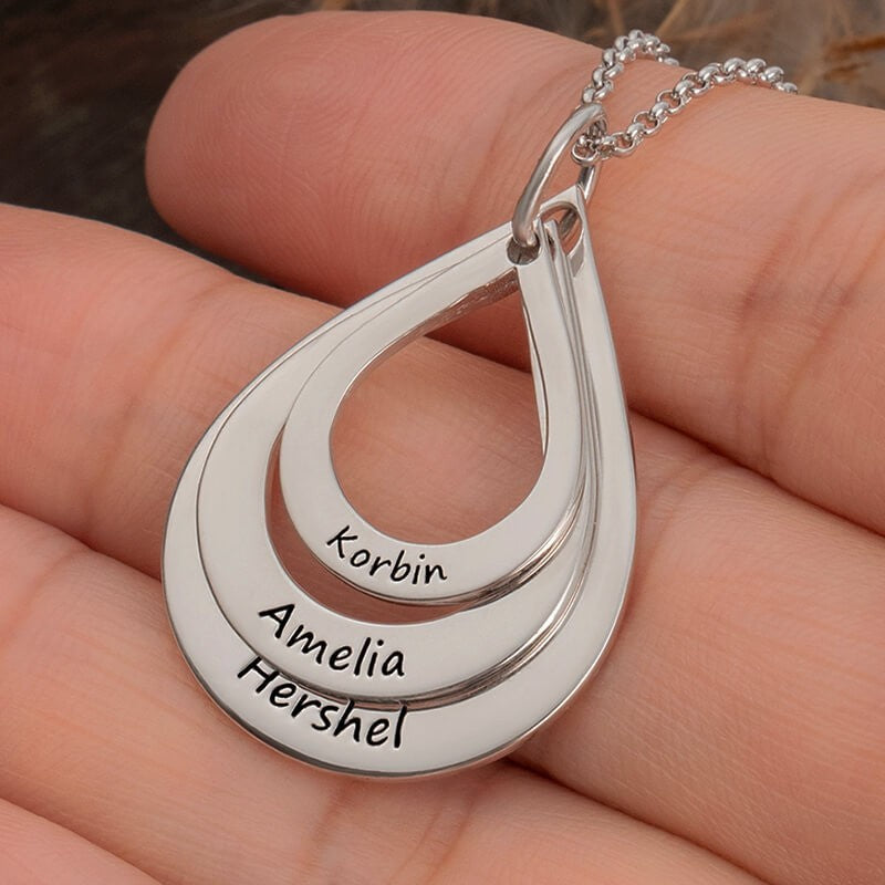 Personalized Rose Gold Name Necklace with Custom Engraving - Perfect for Anniversaries, Birthdays & Gifts | TP041