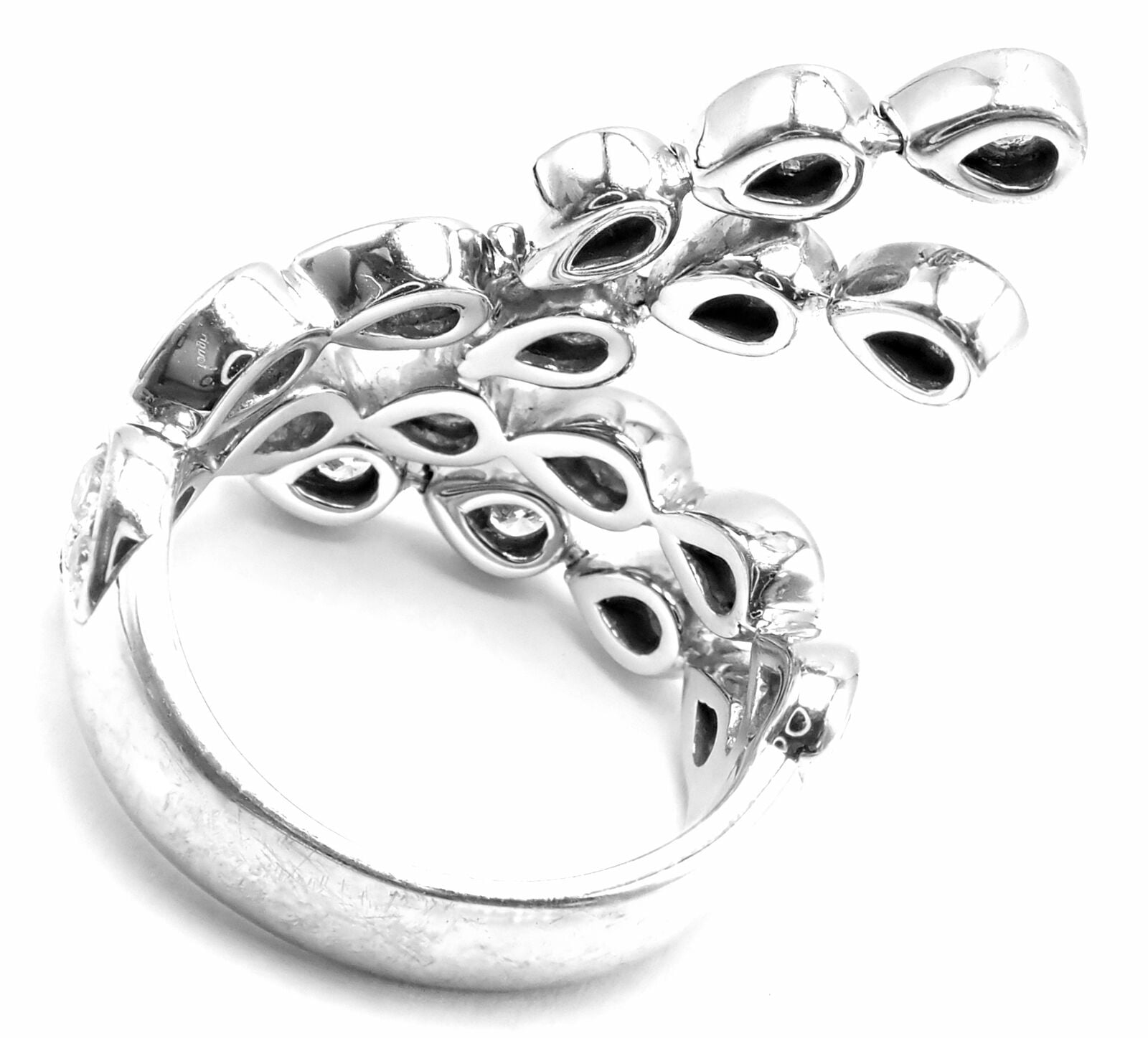 Authentic Piaget Magic Reflection 18k White Gold Diamond Flexible Ring for Women - Luxury Wedding Band, Anniversary Gift & Special Occasion Jewelry