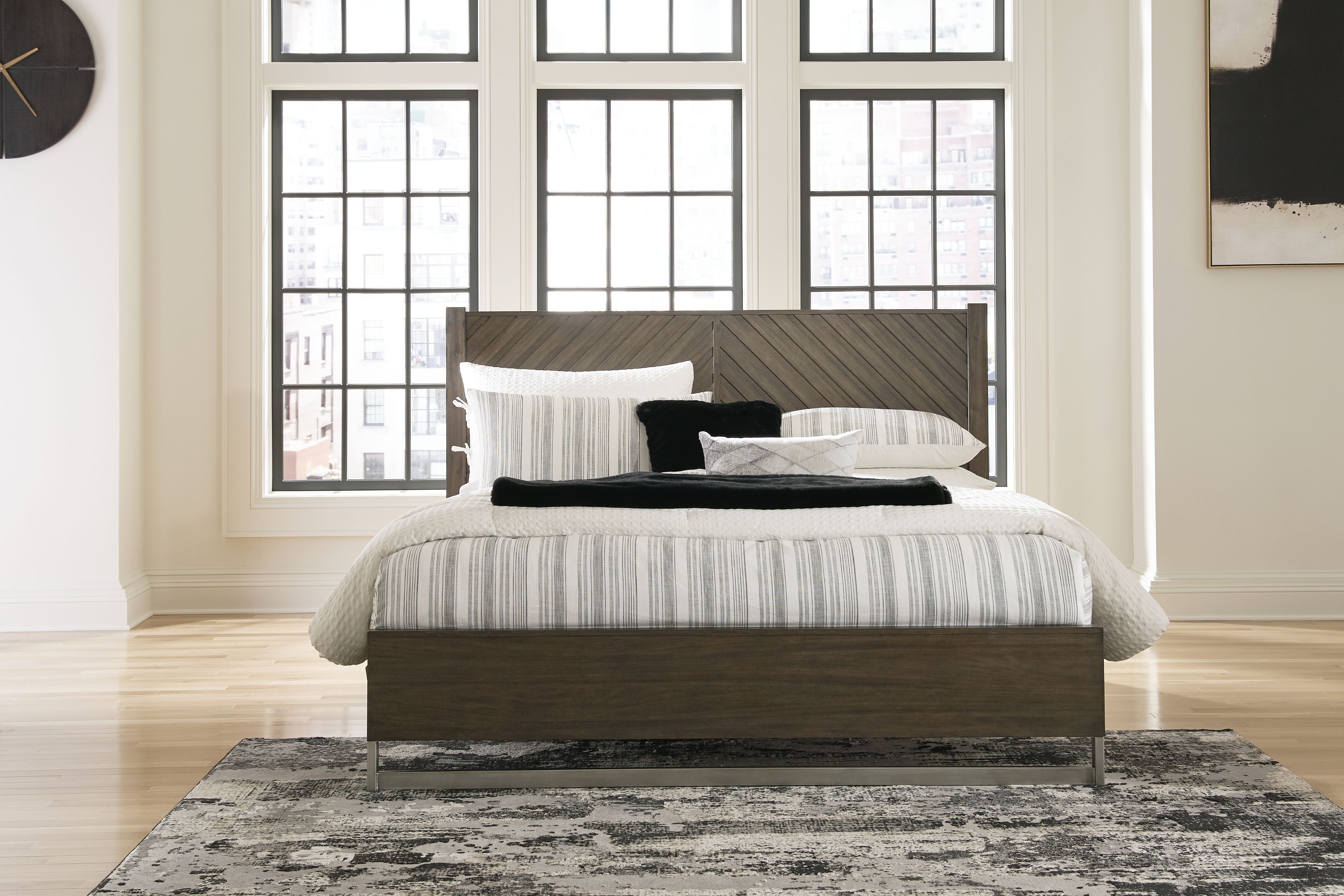 Arkenton Panel Bed - Modern Wooden Platform Bed Frame with Headboard, Queen Size, Easy Assembly - Perfect for Bedroom, Guest Room & Apartment