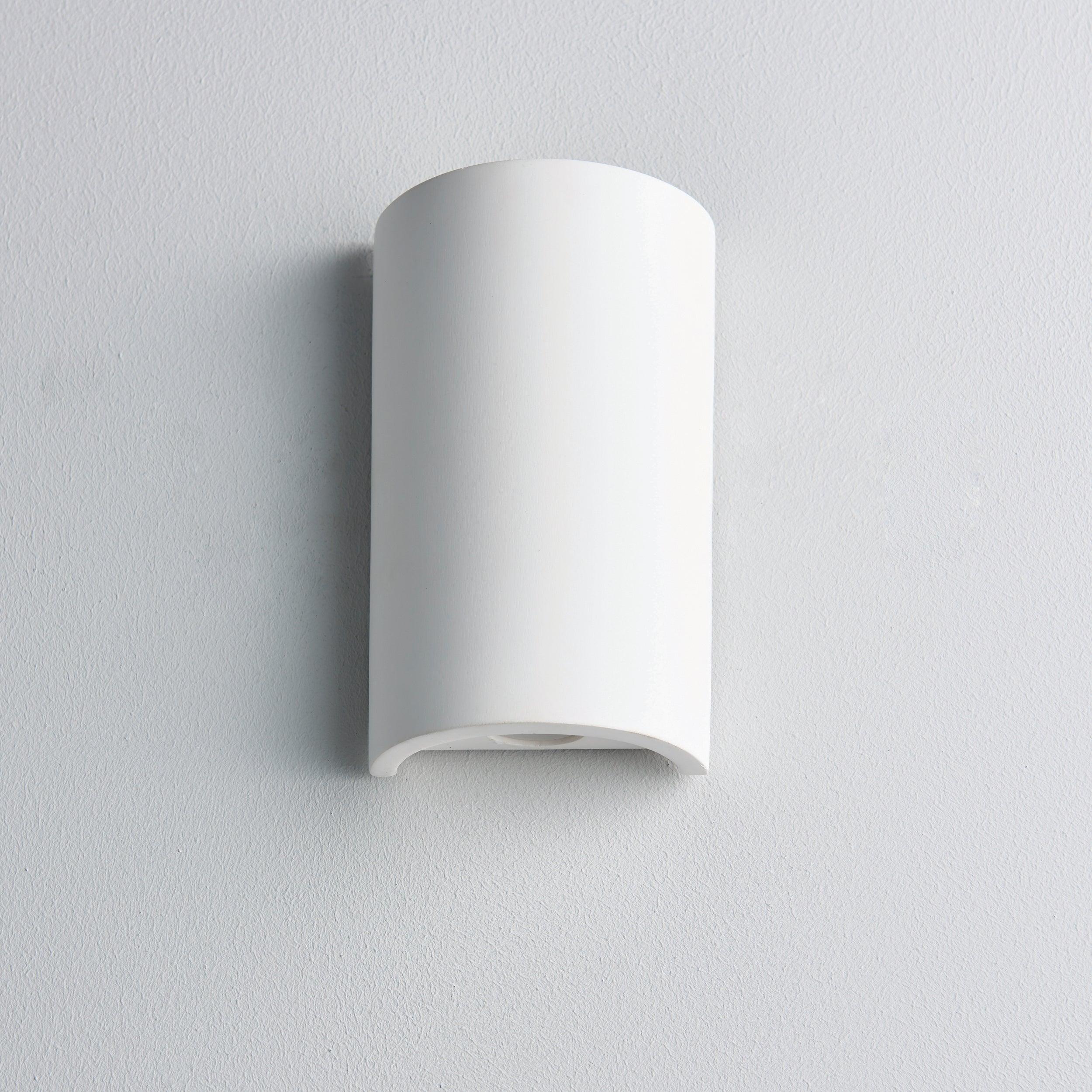 Crescent White Paintable Plaster Wall Light 2.8W LED - Modern Home Decor Lighting for Bedroom, Living Room & Hallway