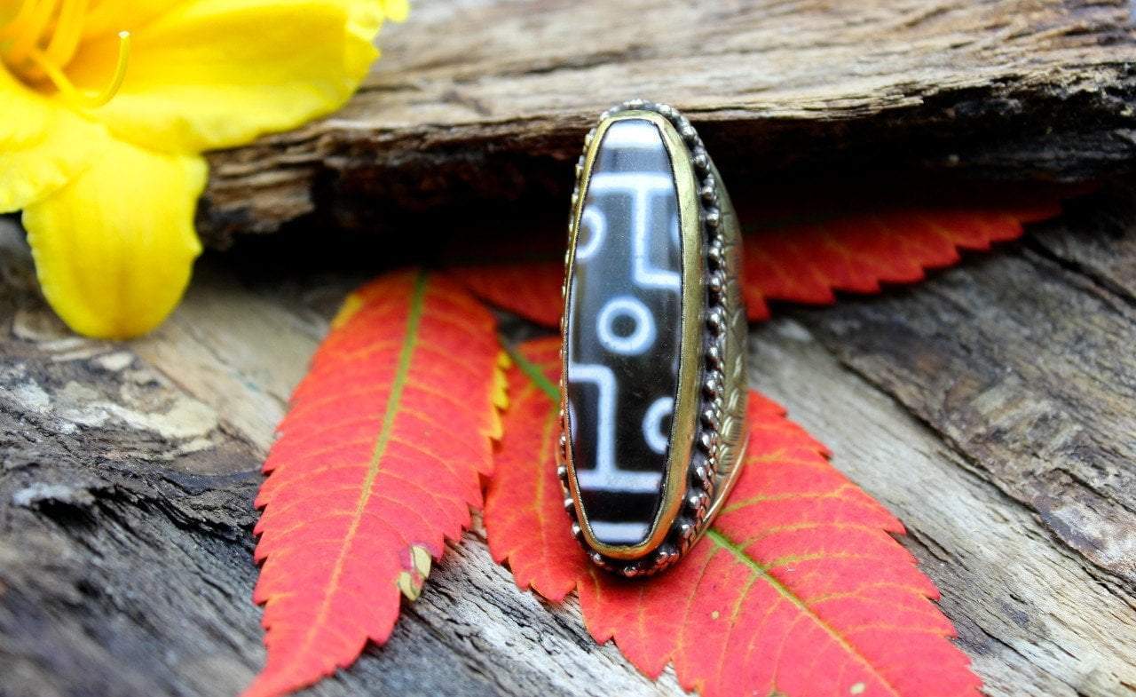5 Eye Dzi Bead Ring - Tibetan Buddhist Protection Jewelry for Wealth & Luck - Spiritual Bracelet for Meditation, Yoga & Positive Energy