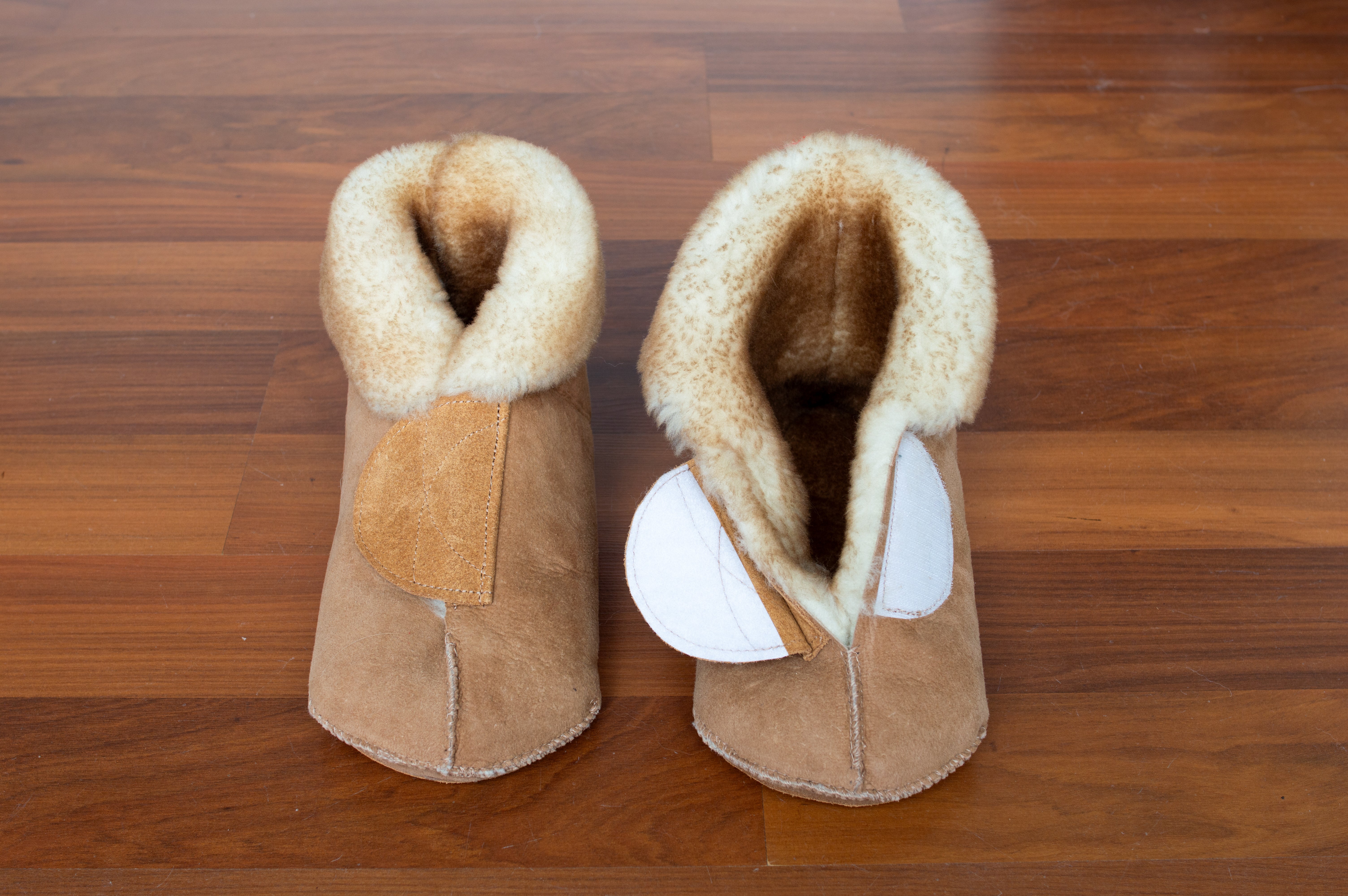 Sheepskin Health Healing Boots for Men & Women - Comfortable Therapeutic Footwear for Pain Relief & Circulation - Perfect for Home, Office & Post-Surgery Recovery