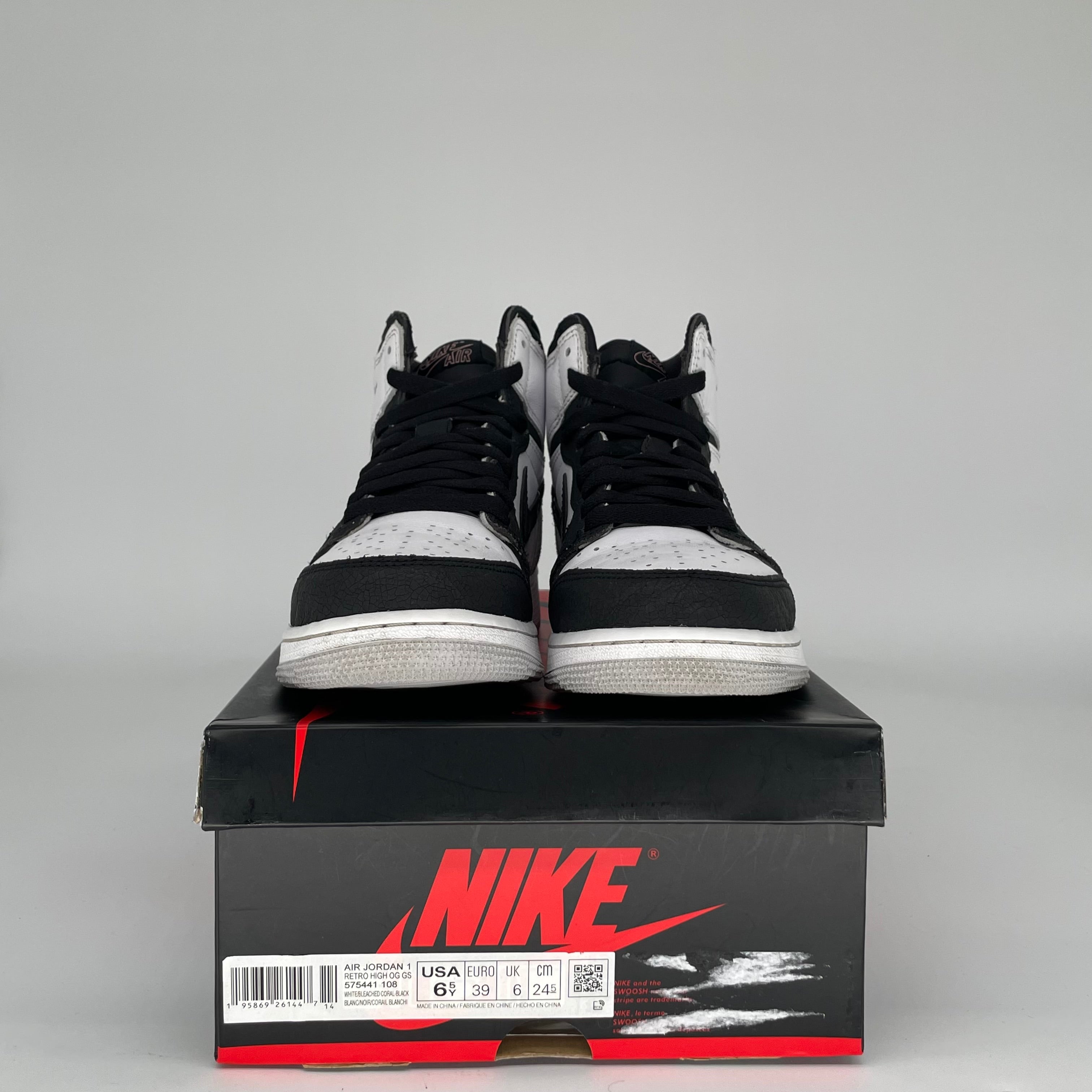 Nike Air Jordan 1 Retro High OG 