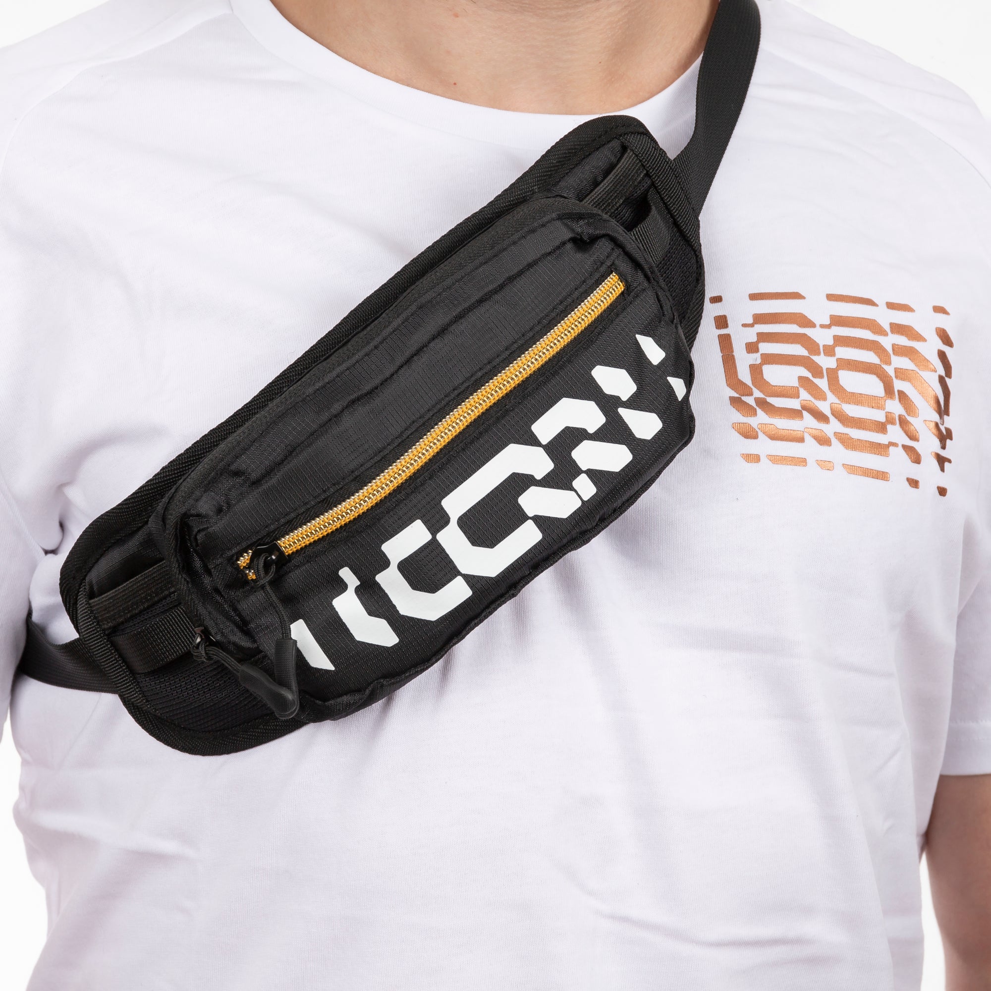 IQON Explore Hip Bag - Waterproof & Lightweight Waist Pack for Hiking, Running, Travel - Hands-Free Fanny Pack with Adjustable Belt for Men & Women - Perfect for Outdoor Adventures, Gym & Daily Use