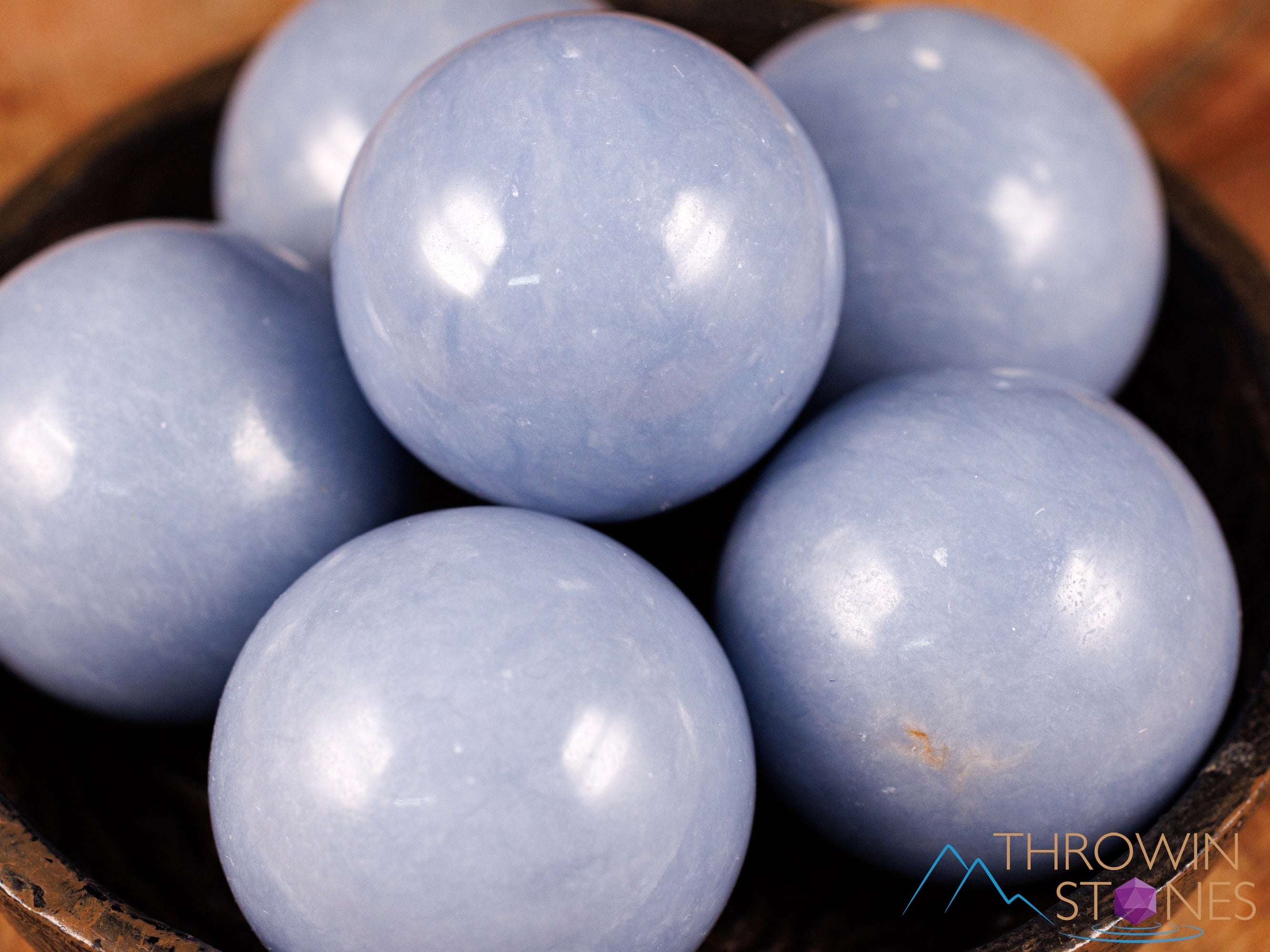 ANGELITE Crystal Sphere - Healing Crystal Ball for Meditation, Housewarming Gift, Feng Shui Home Decor, E0229 - Perfect for Yoga, Reiki & Spiritual Healing