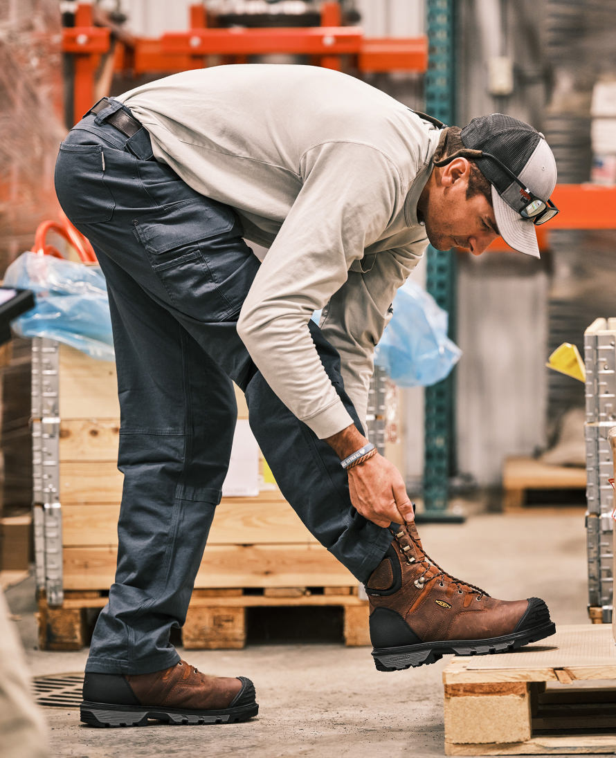 **Men's Camden 6 Waterproof Work Boot with Carbon Toe - Leather Brown/Black - Durable & Comfortable for Construction, Hiking & Outdoor Work**