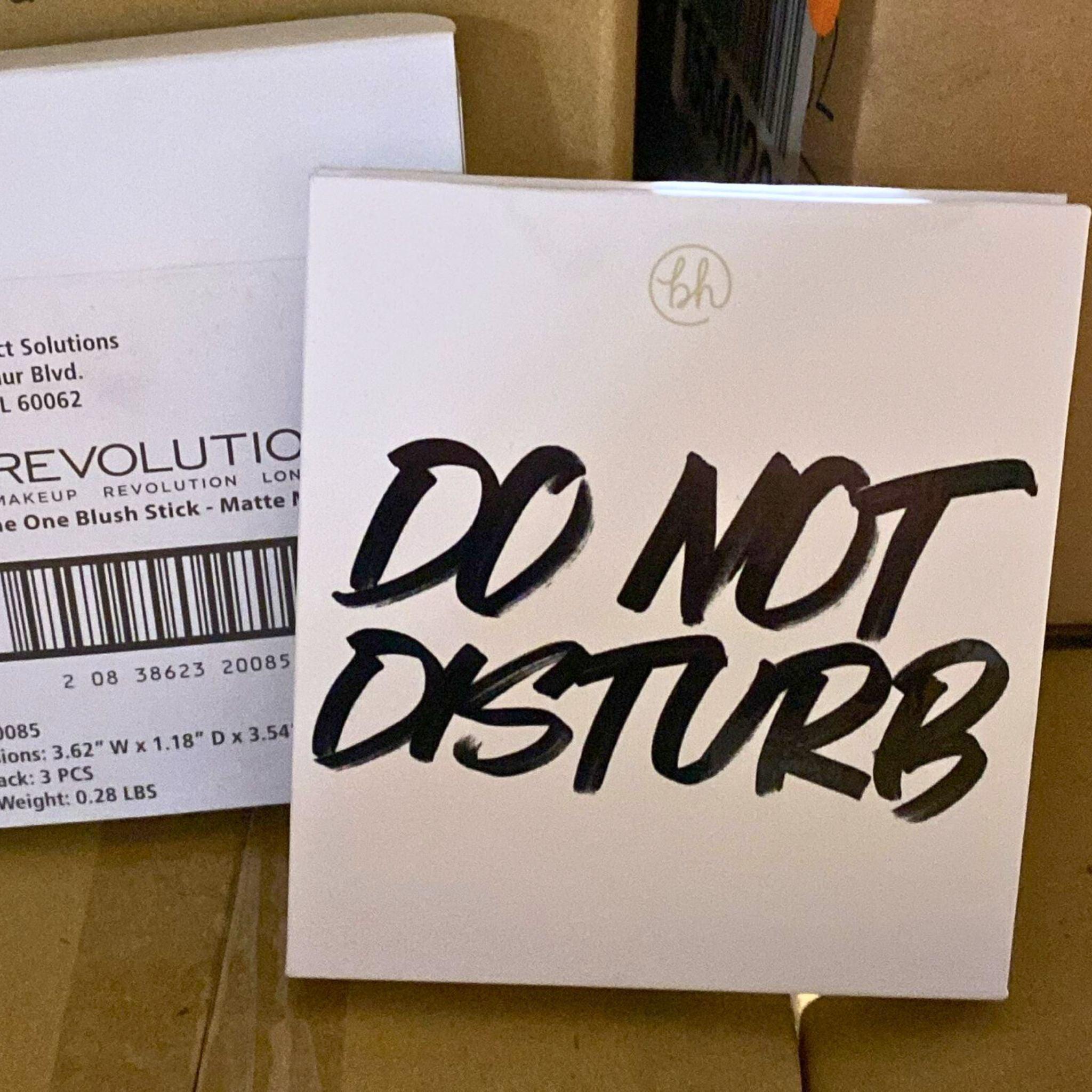 BH Cosmetics Do Not Disturb 9-Color Eyeshadow Palette - 30 Pcs Lot - Vegan & Cruelty-Free Makeup for Party, Wedding & Everyday Glam Looks