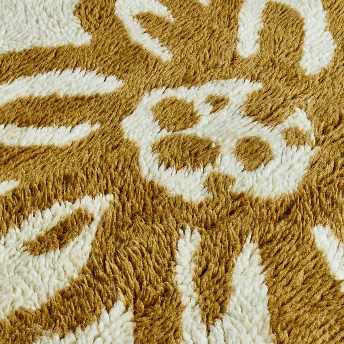Bonnie Neil Daisy Rug - Soft Floral Area Rug for Living Room, Bedroom, Nursery - Non-Slip Washable Boho Home Decor