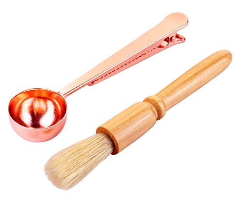 Scoop and Brush B