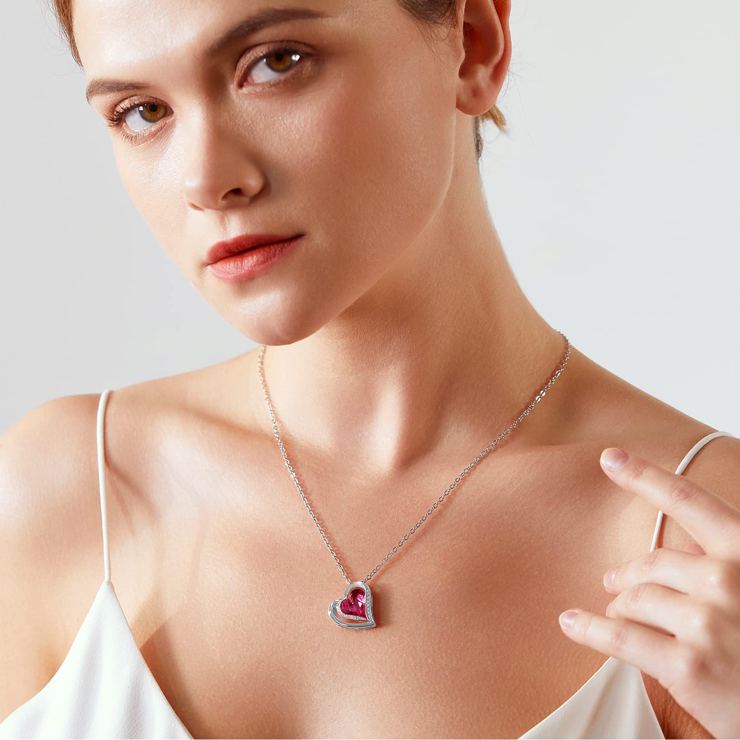 Beutirer 18K White/Rose Gold Plated Love Heart Pendant Necklace for Women - Adjustable Chain, Elegant Gift for Wife, Mom, Girlfriend - Perfect for Birthday, Anniversary, Valentine's Day & Everyday Wear