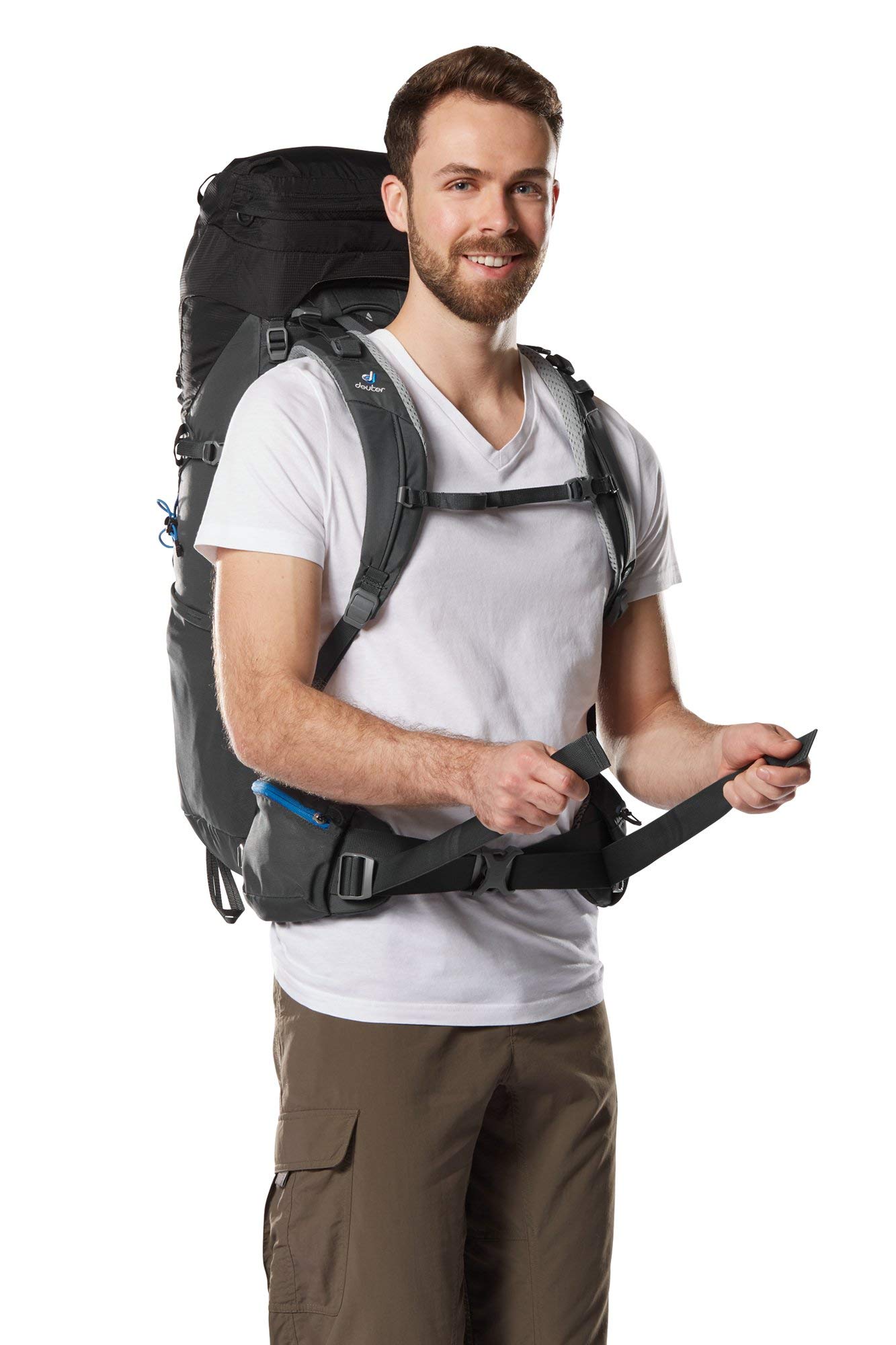Deuter Men's Casual Daypack Backpack - Lightweight Hiking Day Pack for Travel, Work & School - Durable Black-Graphite One Size Backpack for Outdoor Adventures & Daily Commute