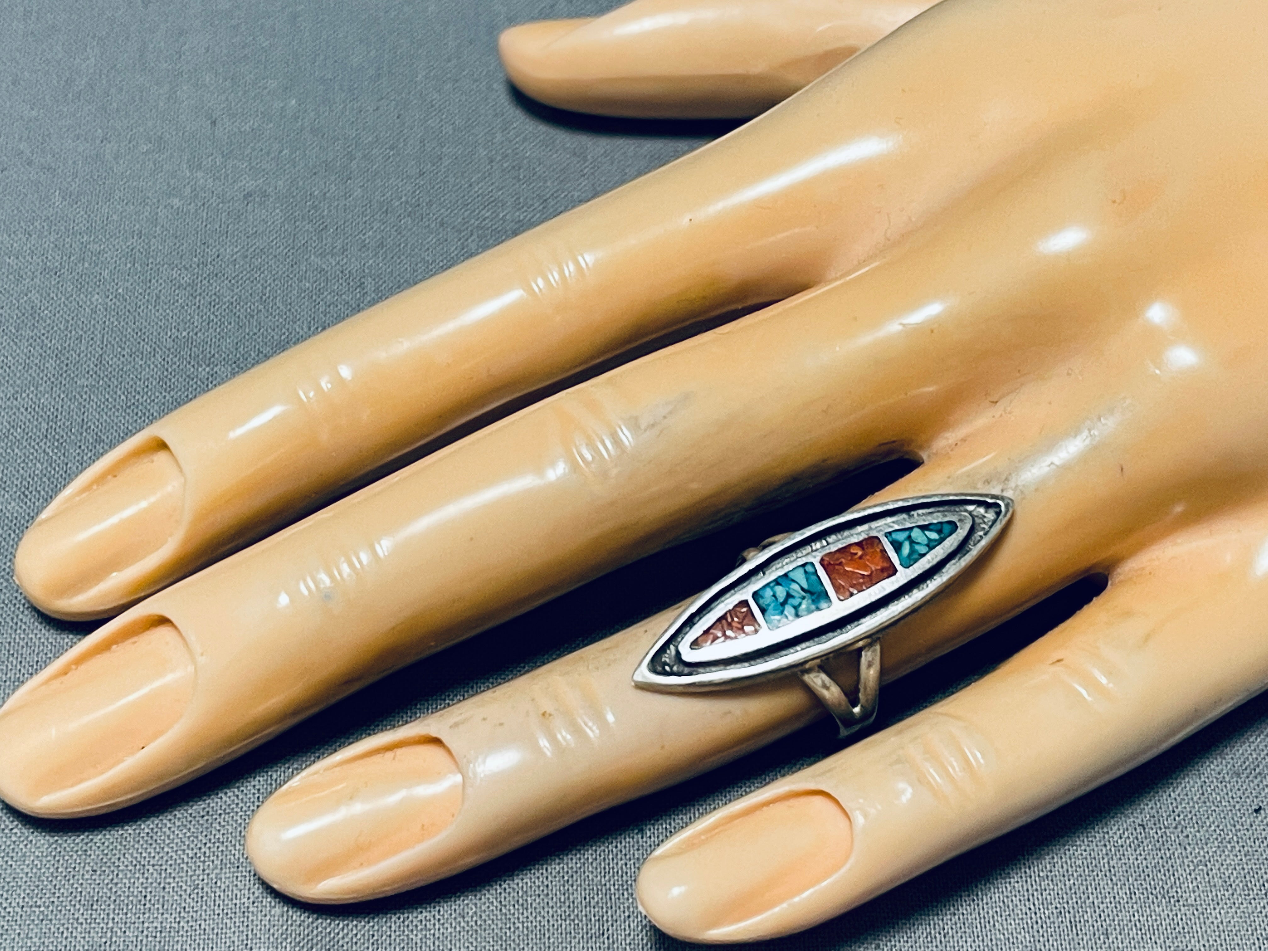 Vintage Native American Navajo Turquoise & Coral Chip Inlay Sterling Silver Ring - Handmade Southwest Jewelry for Women, Boho Style Accessories, Perfect for Weddings & Special Occasions