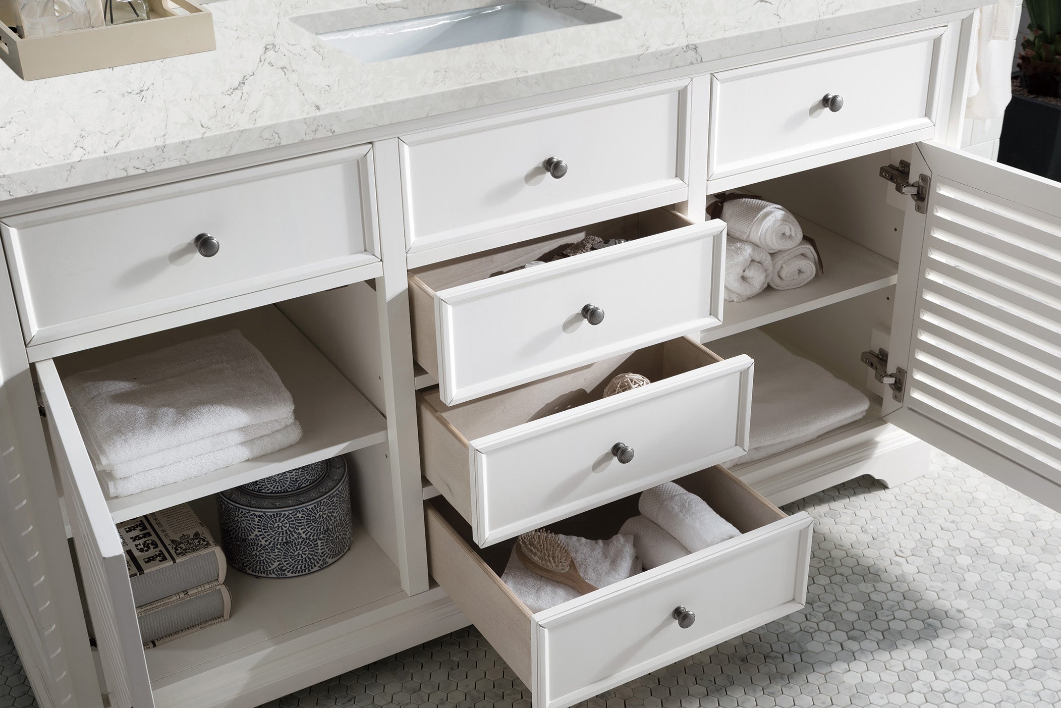 Savannah 60 Inch Single Bathroom Vanity Cabinet in Bright White with 3CM Eternal Jasmine Pearl Quartz Countertop – Perfect for Modern Master Bathrooms and Guest Suites