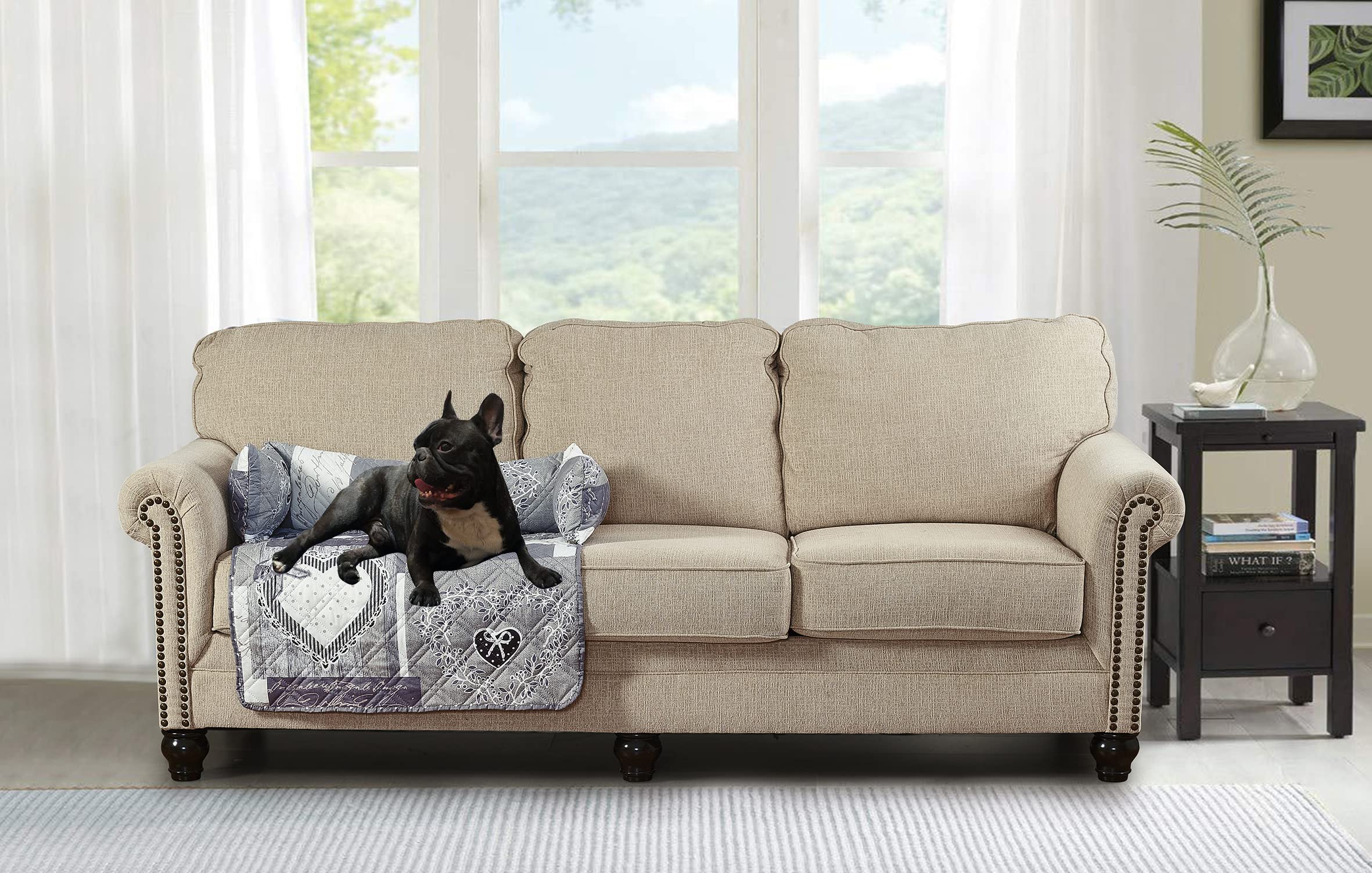 Quilted Calming Dog Bed Mat with Removable Washable Cover - Soft Cushion Protector & Couch Cover for Dogs, Cats & Pets (Medium Size, Grey Heart Patchwork) - Perfect for Anxiety Relief & Cozy Napping at Home