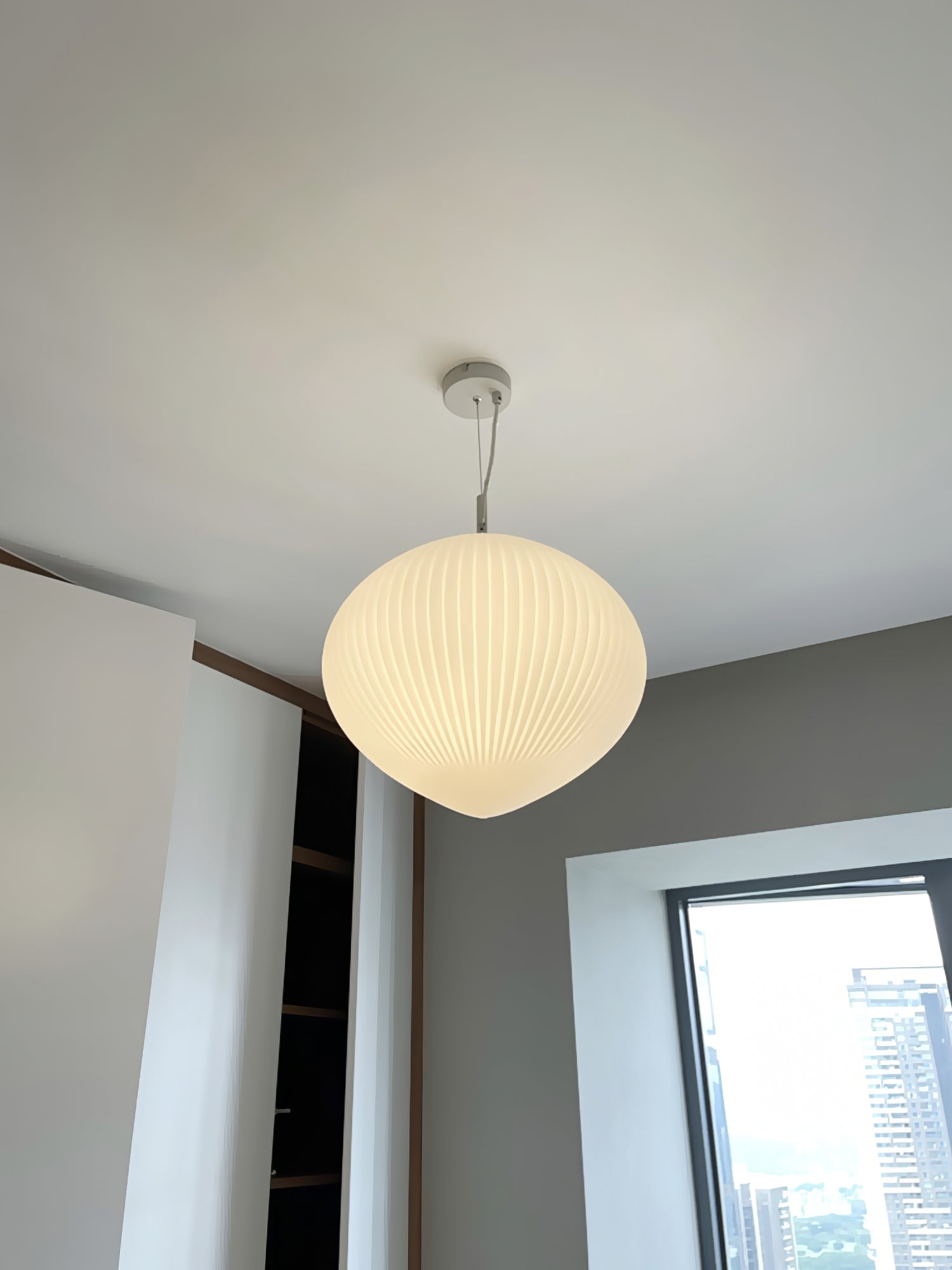 Modern Lamella Pendant Light - Adjustable LED Hanging Fixture for Kitchen Island, Dining Room & Bedroom Lighting - Dimmable Industrial Chandelier with Wooden Slats