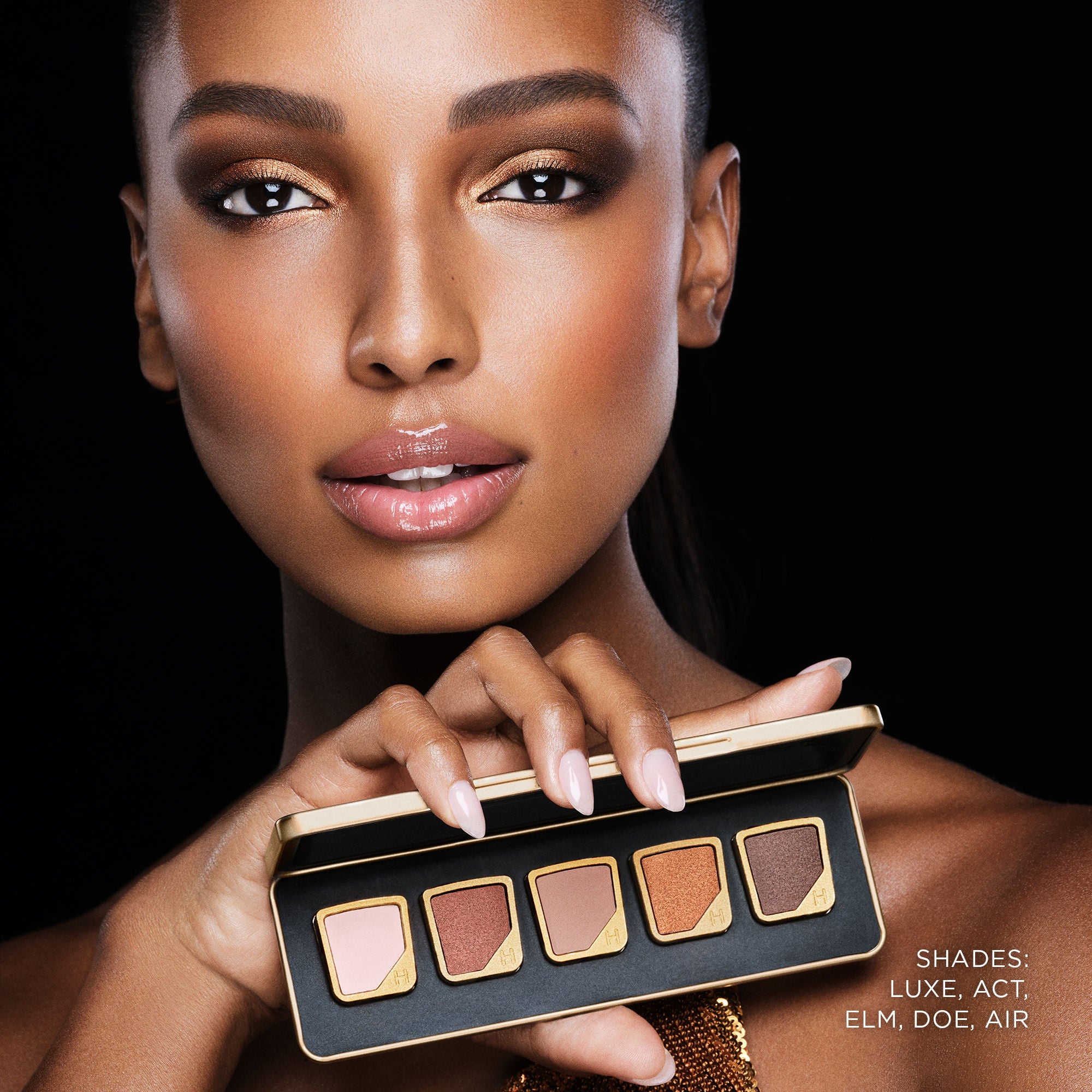 Hourglass Curator Eyeshadow Palette - Vegan & Cruelty-Free Makeup for Everyday Glam & Evening Looks | Perfect for Professional Makeup Artists & Beauty Enthusiasts