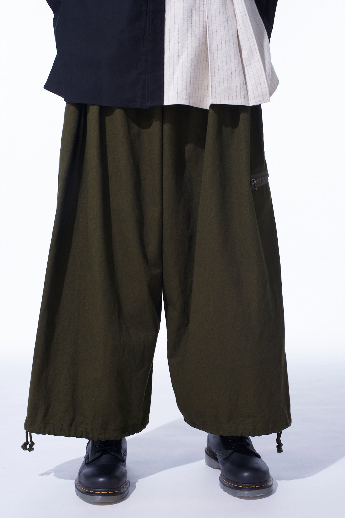 Breathable Cotton Drill Zipper Pocket Balloon Pants for Women & Men - Comfortable Loose Fit Casual Trousers for Yoga, Travel, and Everyday Wear