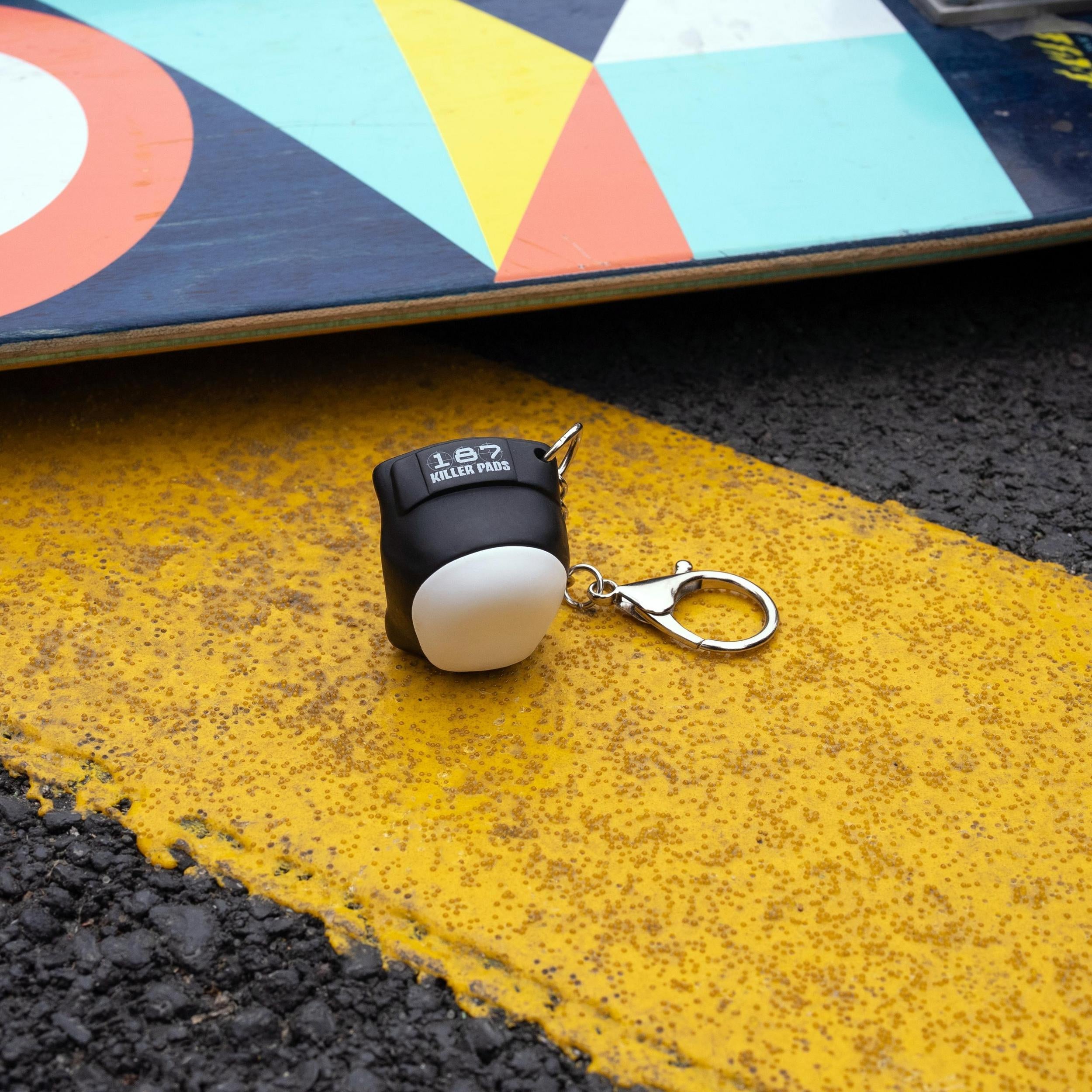 187 Mini Pro Knee Keychain - Durable & Compact Key Ring for Keys, Gym, Hiking & Outdoor Adventures - Perfect for Sports Enthusiasts & Travelers