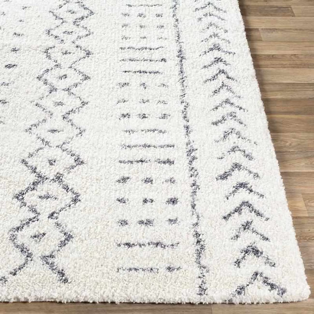 Mark&Day 8x10 Shag Area Rug - Soft Plush White Carpet for Living Room, Bedroom & Kitchen - 7'10