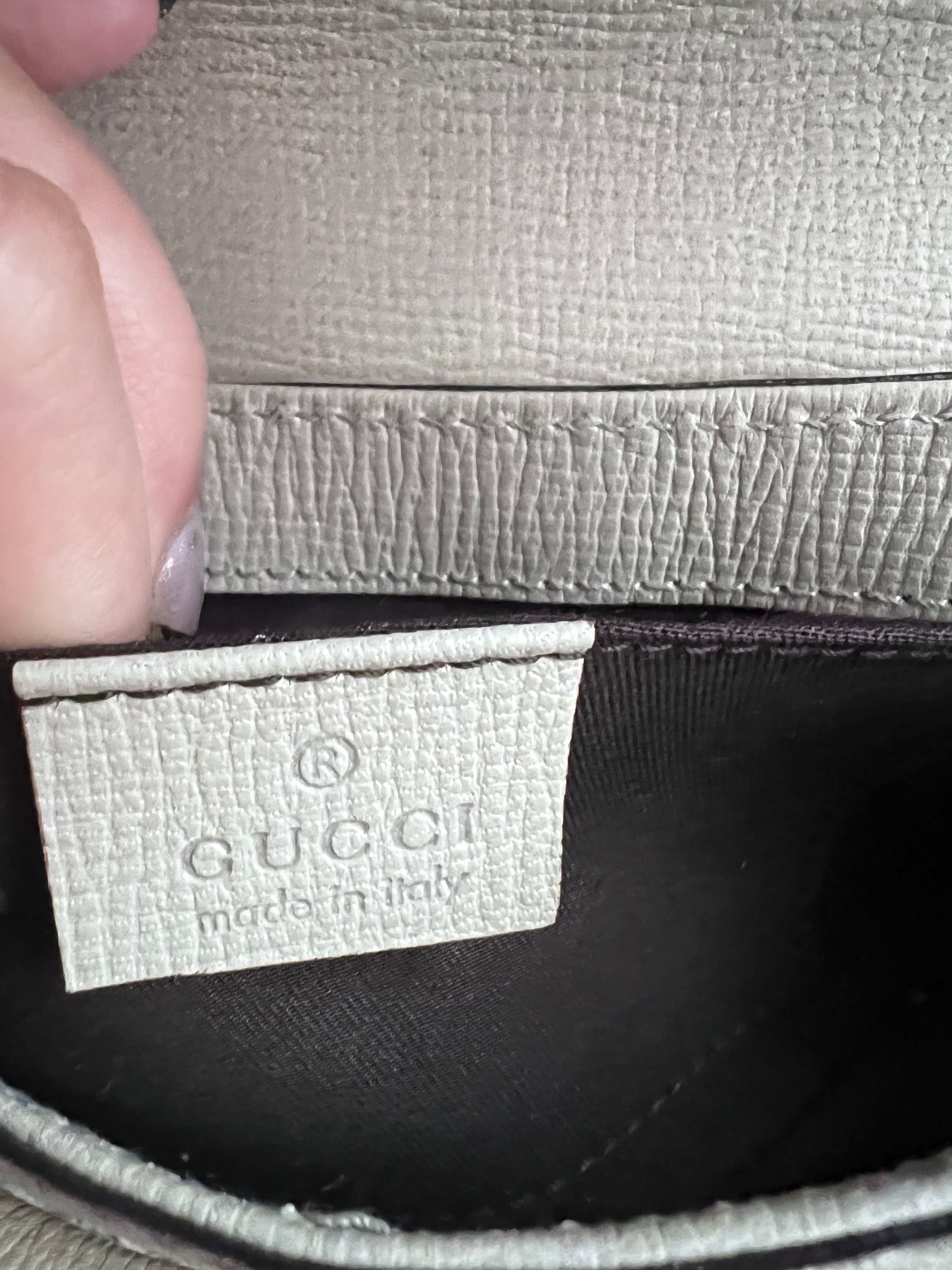 Gucci White Leather Horsebit Chain Bag - Luxury Designer Handbag for Women, Perfect for Parties, Work & Everyday Use
