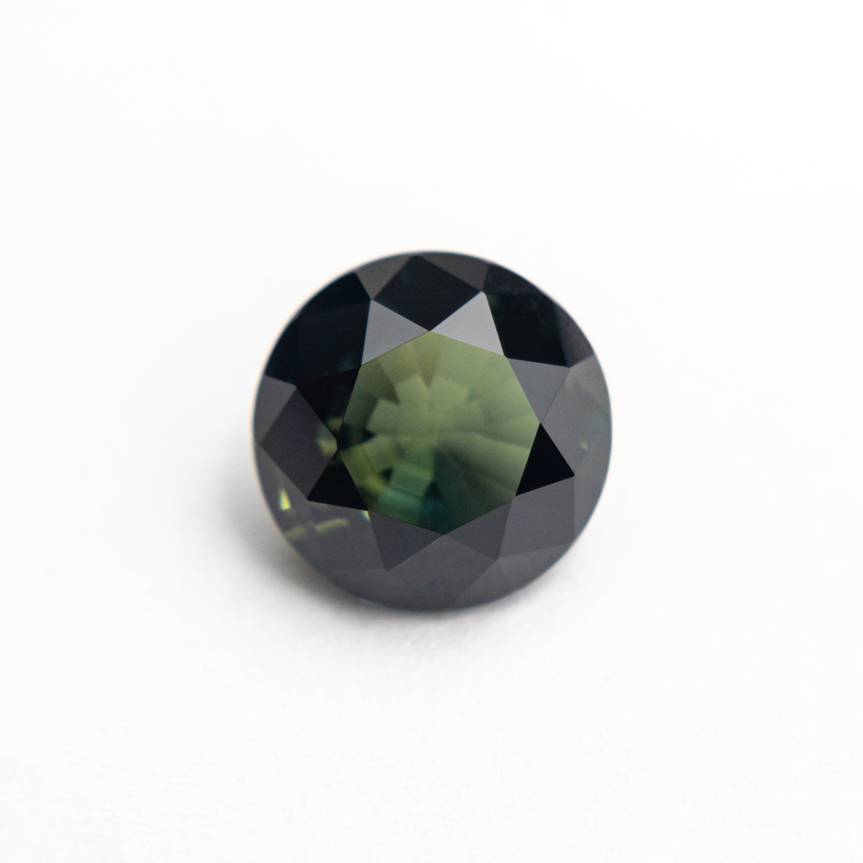 2.46ct Round Brilliant Sapphire Gemstone (7.93x7.87x4.89mm) - Natural Blue Sapphire for Engagement Rings & Jewelry Making