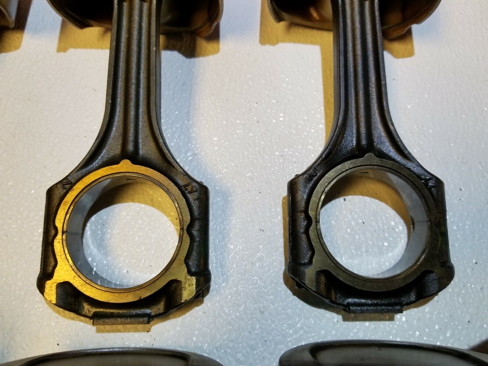 Original OEM 03-06 Mercedes CL500 Connecting Rod with Piston Set (8pcs) - Compatible with M113 5.0L Engine - Perfect for Engine Rebuild & Performance Upgrades