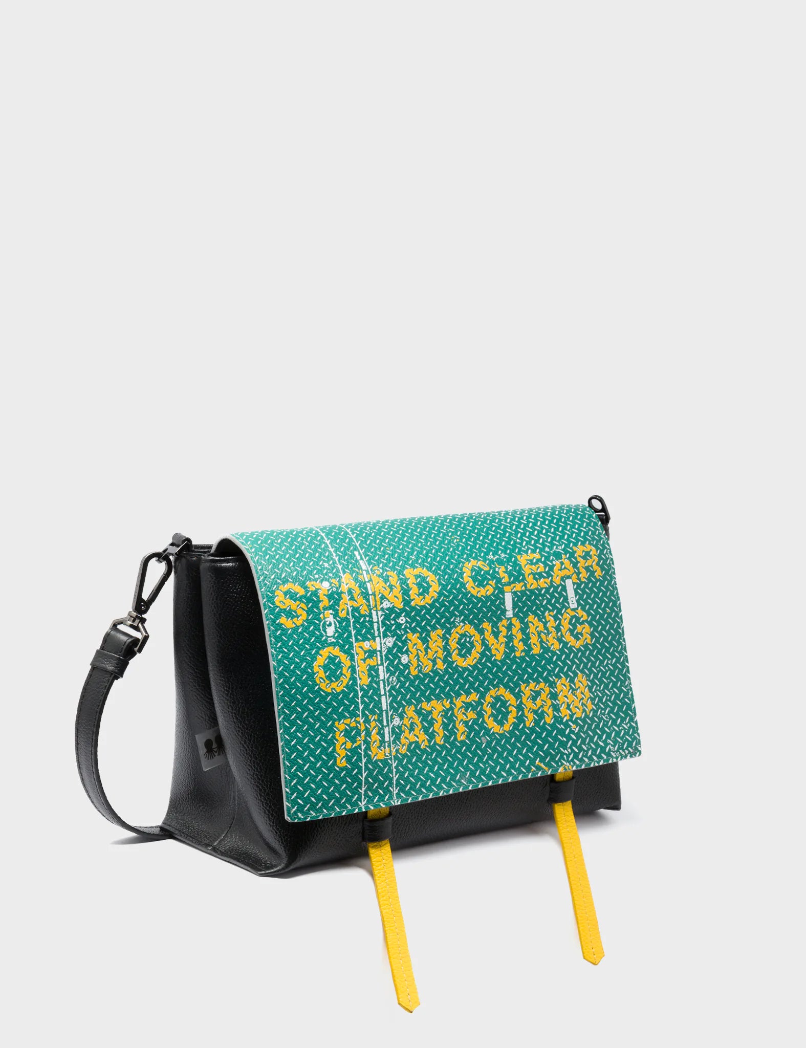 Victor Black Reversible Small Messenger Bag for Men & Women - Pigeonista Design - Perfect for Work, Travel & Everyday Use