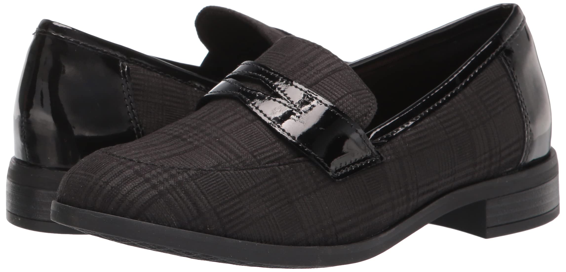 Clarks Women's Trish Rose Comfort Loafers - Slip-On Casual Shoes for Work, Travel & Everyday Wear