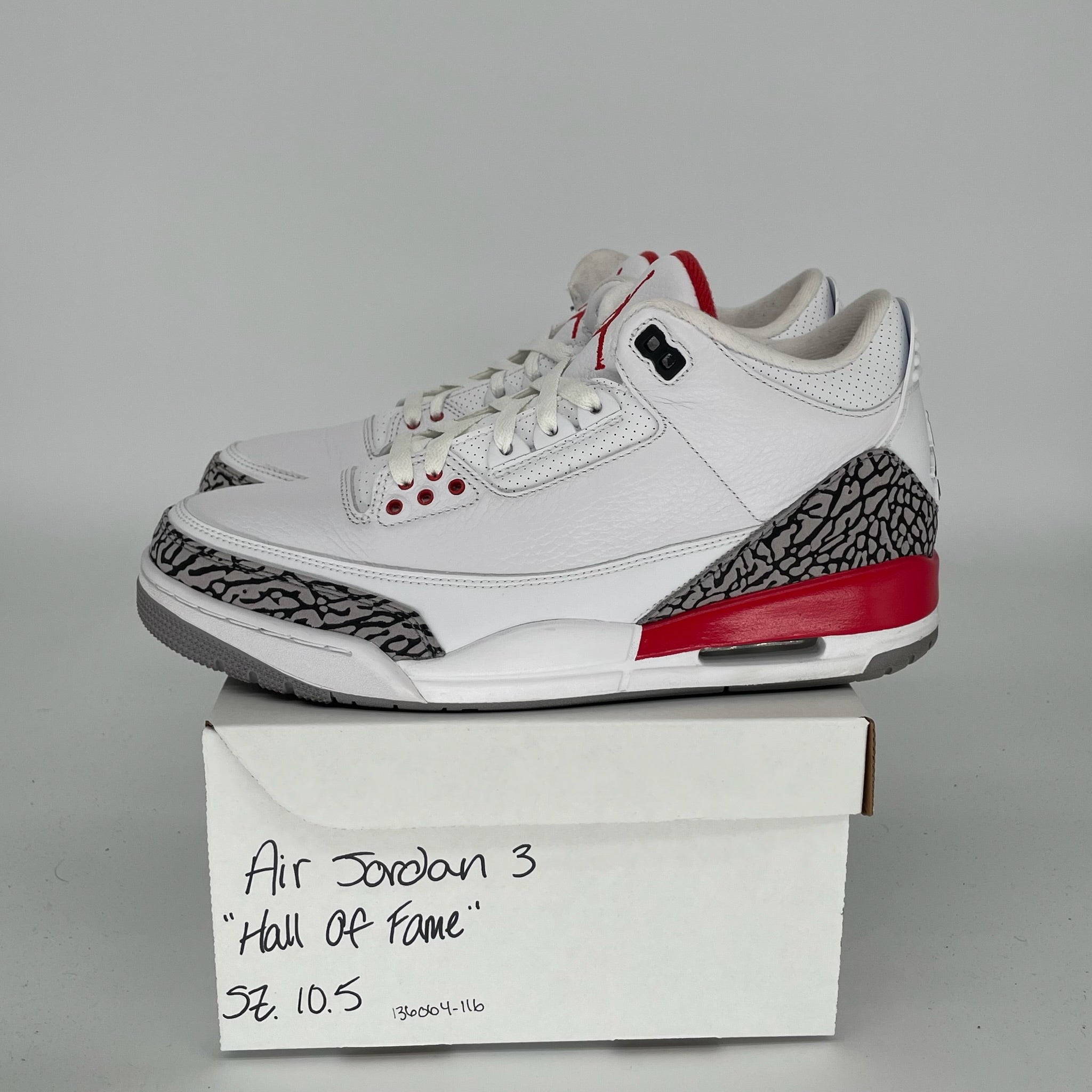 AIR JORDAN 3 HALL OF FAME Retro Sneakers - Men's Size 10.5 (136064-116) - Authentic Basketball Shoes for Collectors & Streetwear Fashion