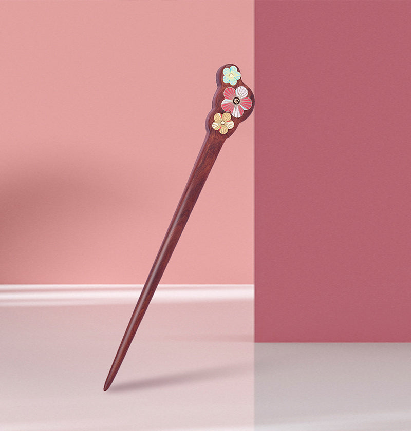 Elegant Flower Wood Hairpin for Women - Handmade Natural Wooden Hair Clip - Perfect for Weddings, Parties, and Everyday Styling