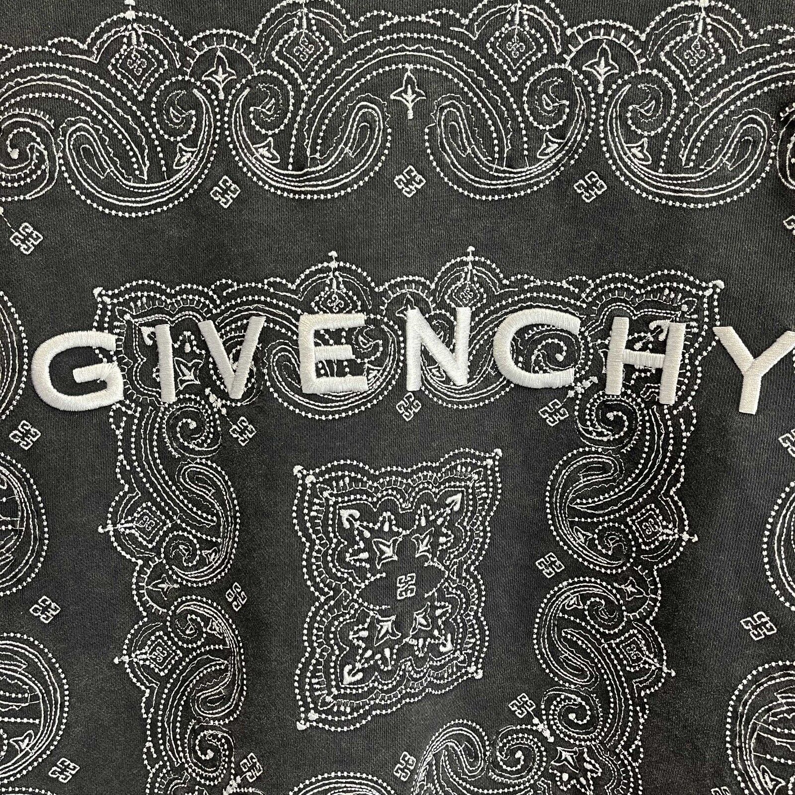 Givenchy Kids Bandana Print Logo Sweatshirt - Charcoal Jacket Size 12+ (FW 22/23) | Stylish Streetwear for Boys & Girls | Perfect for School, Outings & Casual Wear