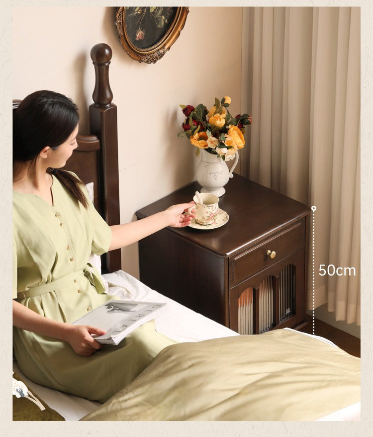 Solid Wood Poplar Nightstand - American Retro Style Bedside Table for Bedroom, Living Room & Guest Room