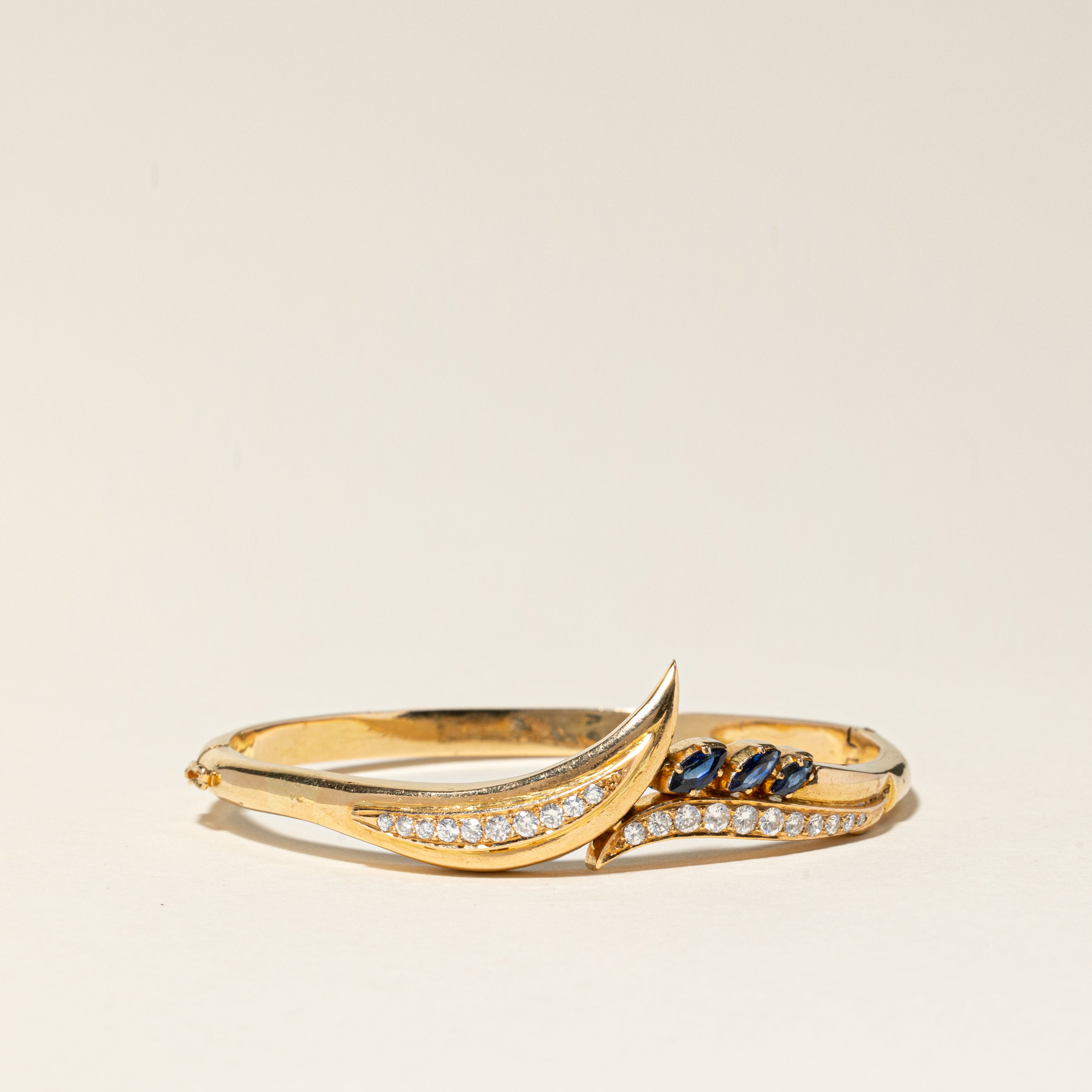 18K Yellow Gold Sapphire & Diamond Bangle Bracelet - 0.91ctw Sapphire & 0.53ctw Diamond - Size 6.5 - Elegant Jewelry for Women's Wedding, Anniversary & Special Occasions