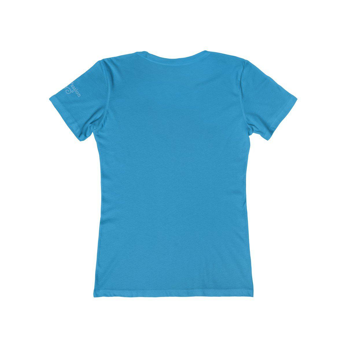 I Live In Nevada But My Heart Is At The Beach T-Shirt - Comfortable Casual Graphic Tee for Beach Lovers & Travel Enthusiasts - Perfect for Vacations, Summer Outings and Relaxing Weekends