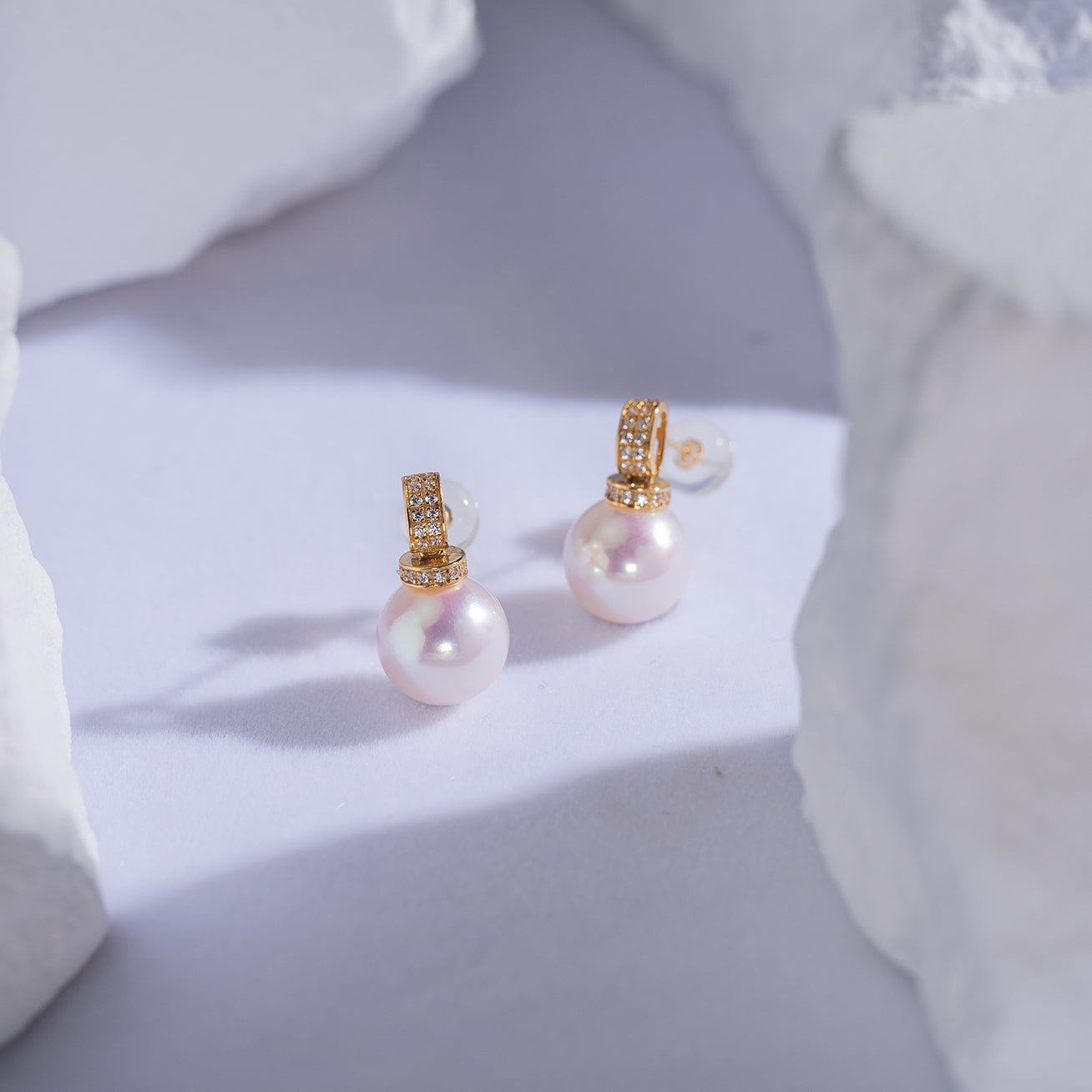 18K Solid Gold Freshwater Pearl Earrings for Women - Classic Stud Earrings with AAA Quality Pearls - Perfect for Weddings, Anniversaries & Special Occasions (KE00081)