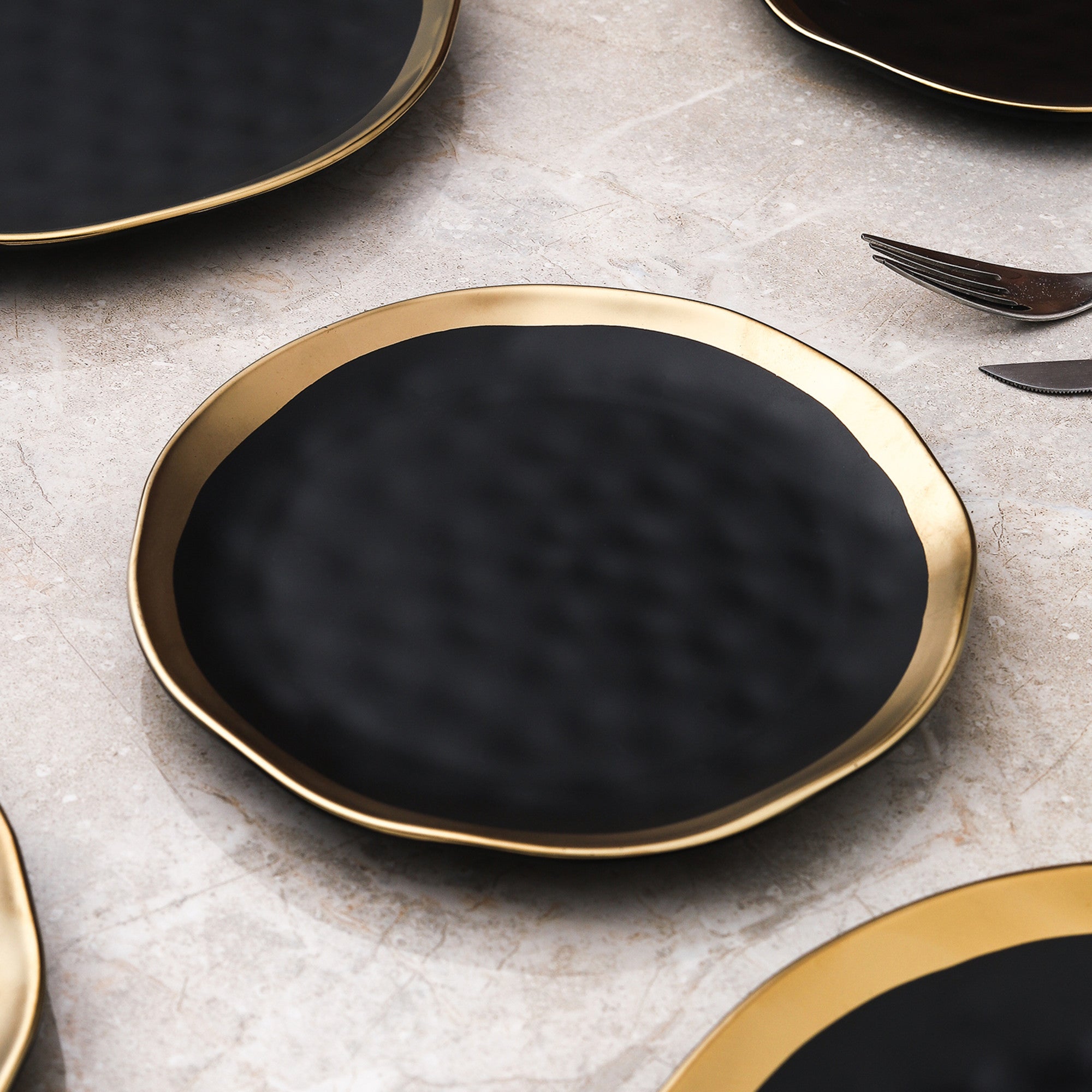 Florian Porcelain Salad Plate - Elegant Black Dinnerware for Fine Dining, Parties & Home Decor | Durable & Stylish Ceramic Dish for Salads, Appetizers & Desserts